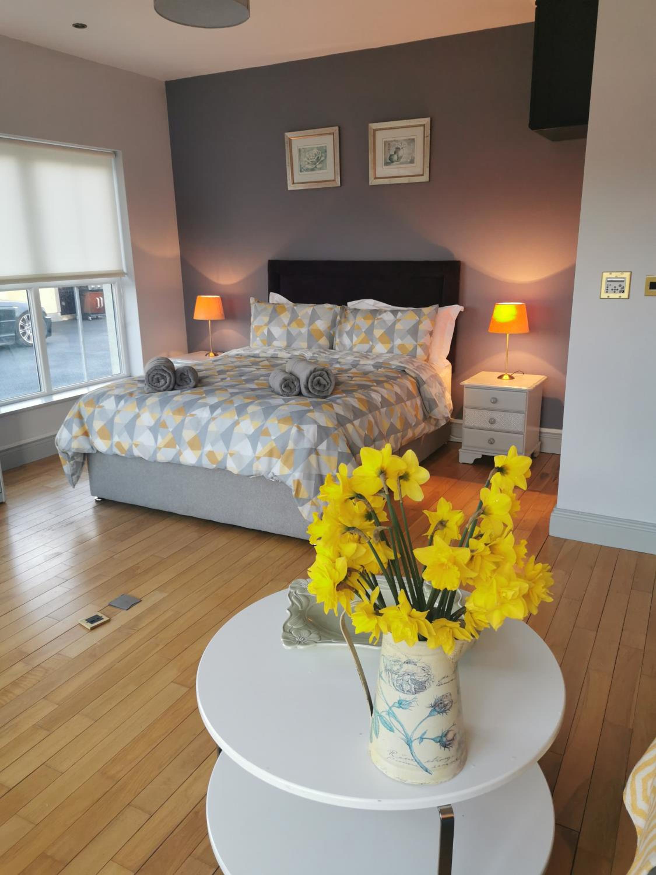Deluxe Double Room (2 Adults + 1 Child) - Photo 4
