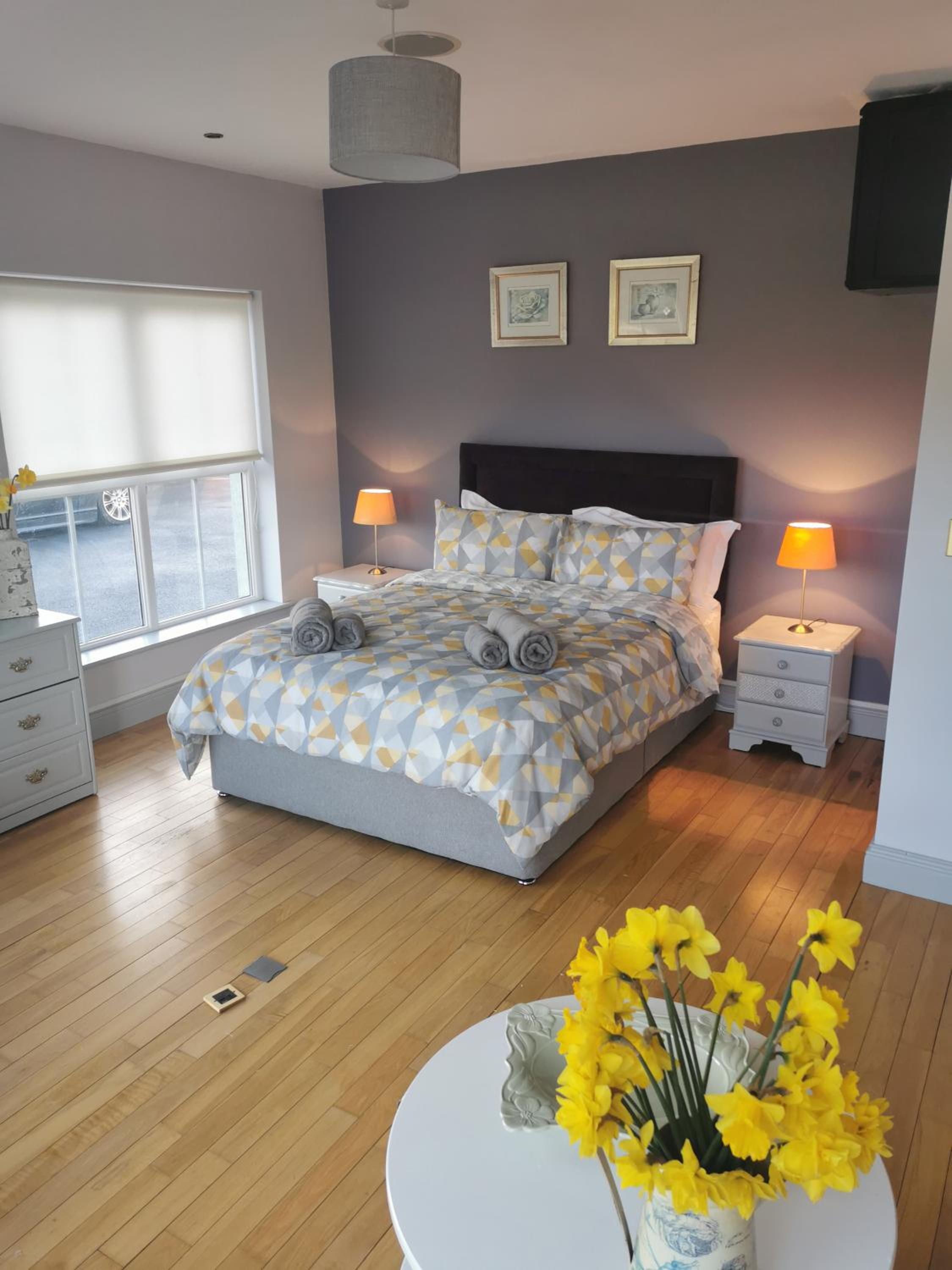 Deluxe Double Room (2 Adults + 1 Child) - Photo 7