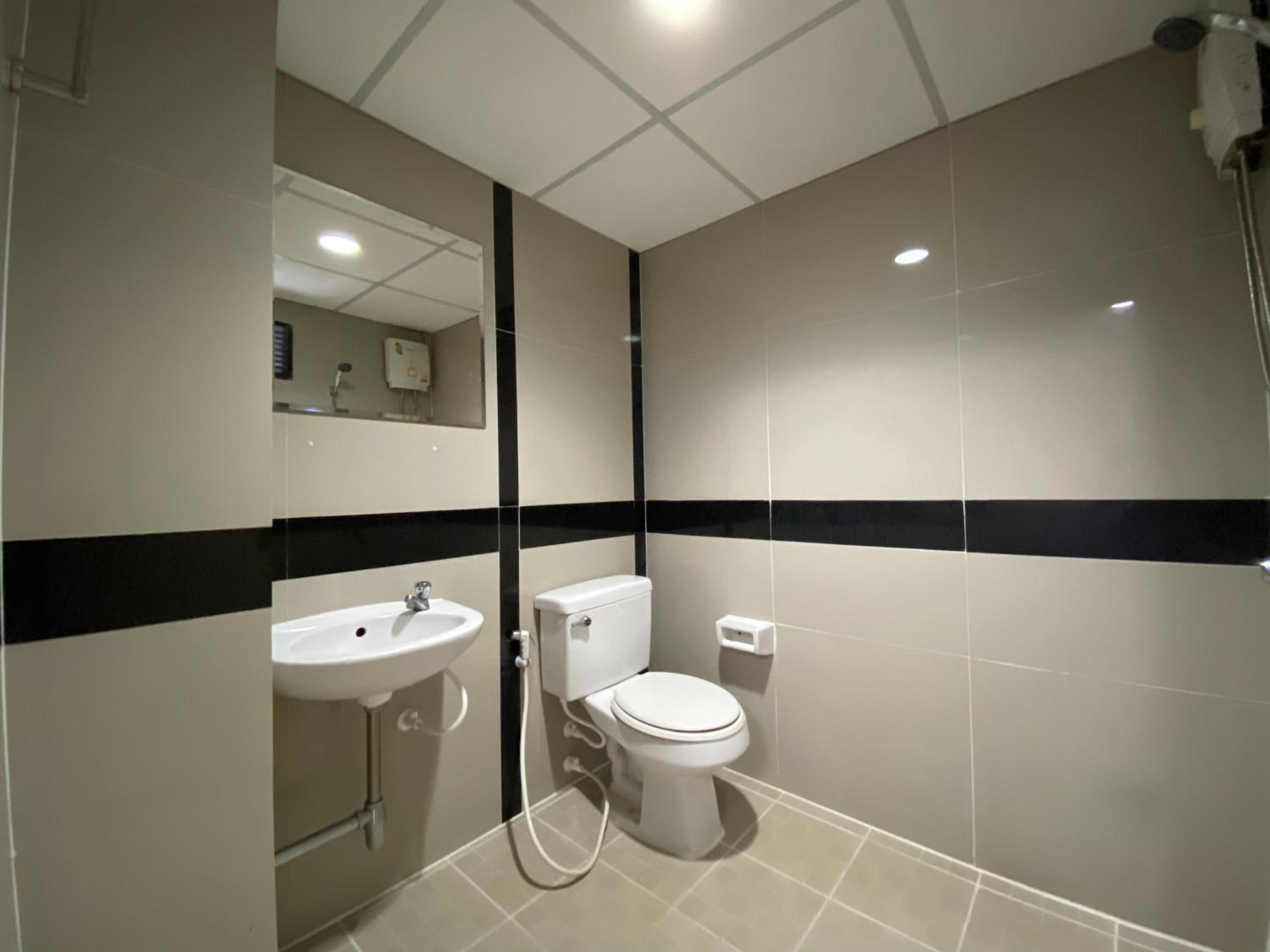 Standard Double Room - Photo 4