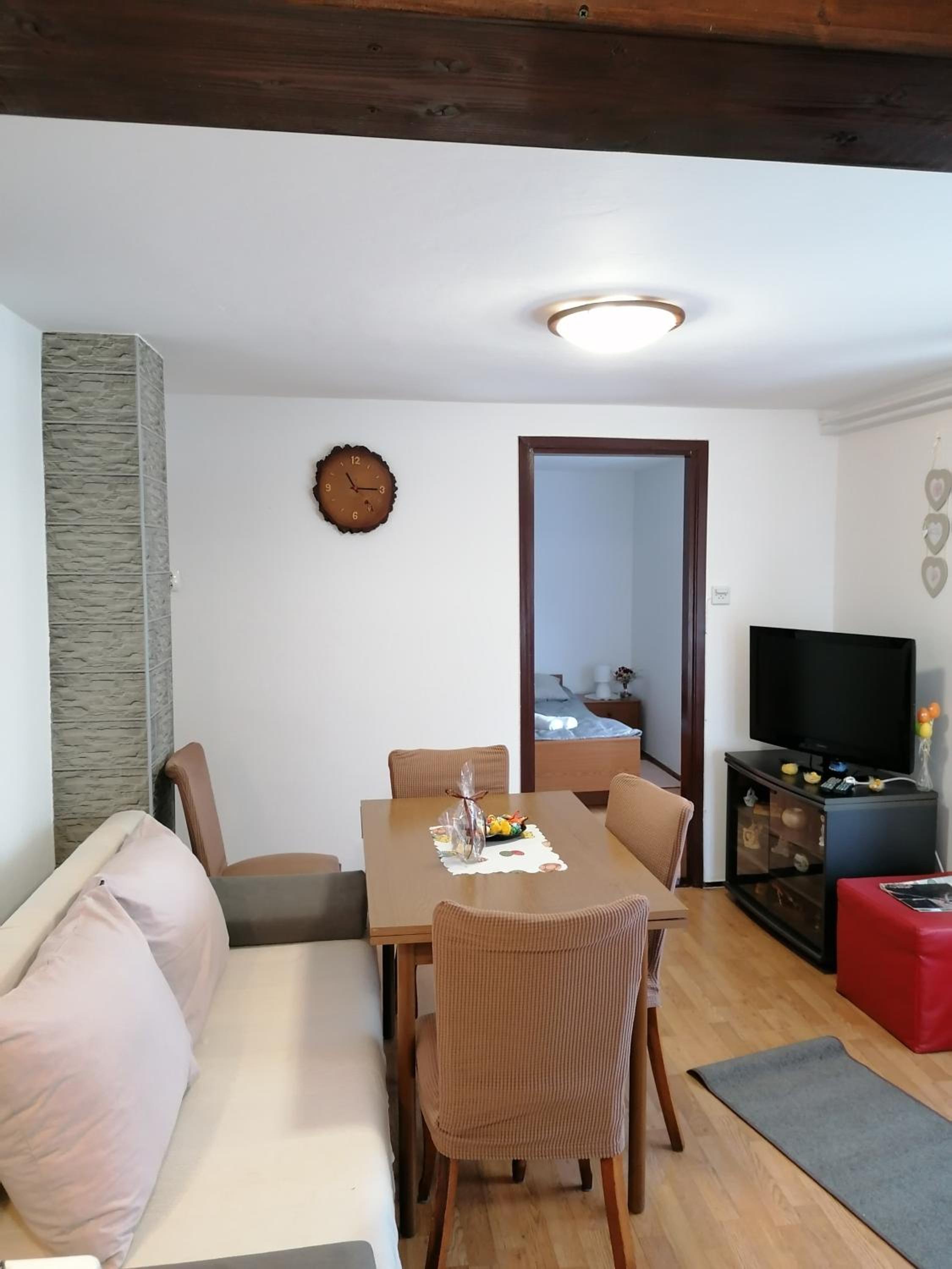 One-Bedroom Apartment - Photo 20