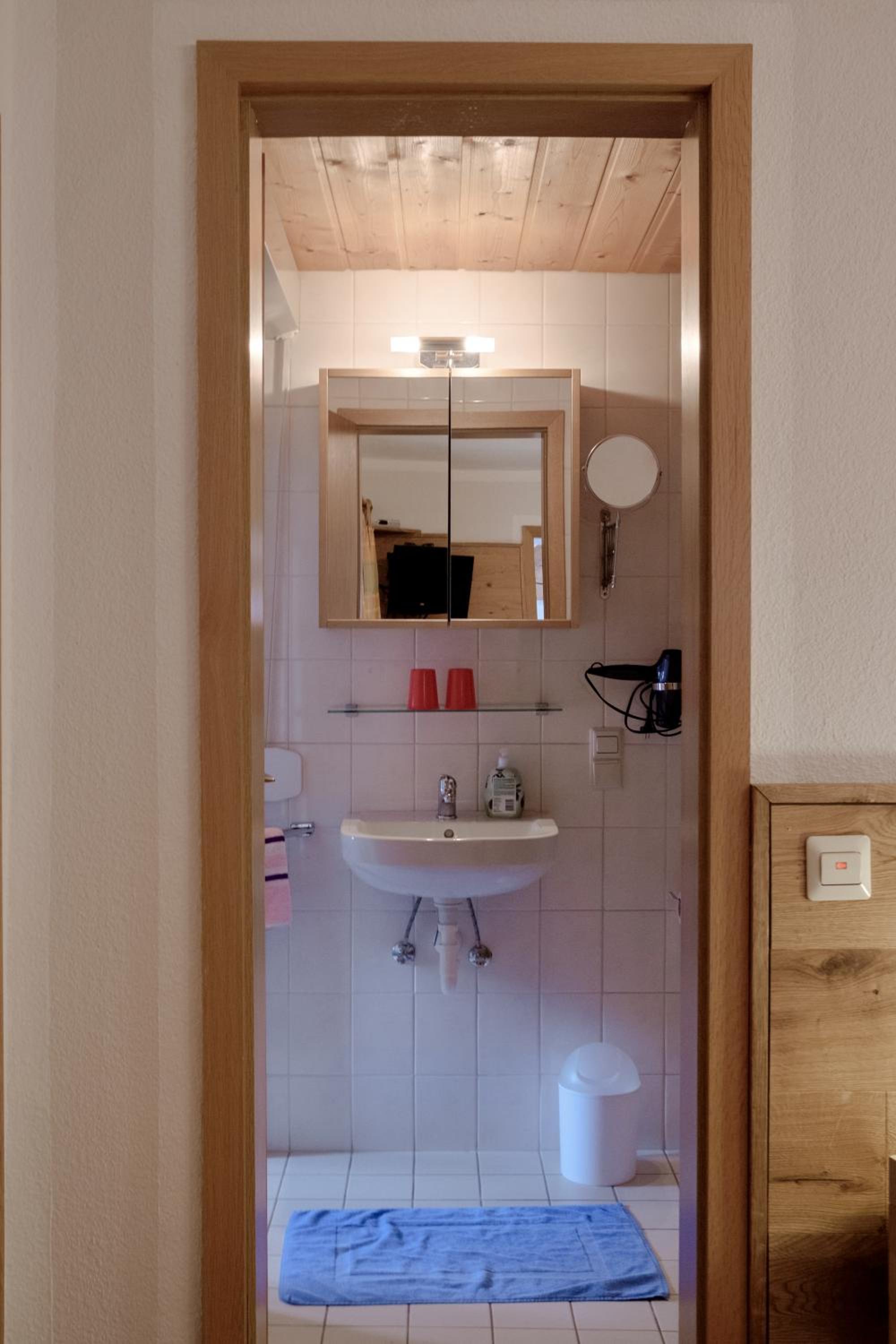 Standard Double Room photo 3