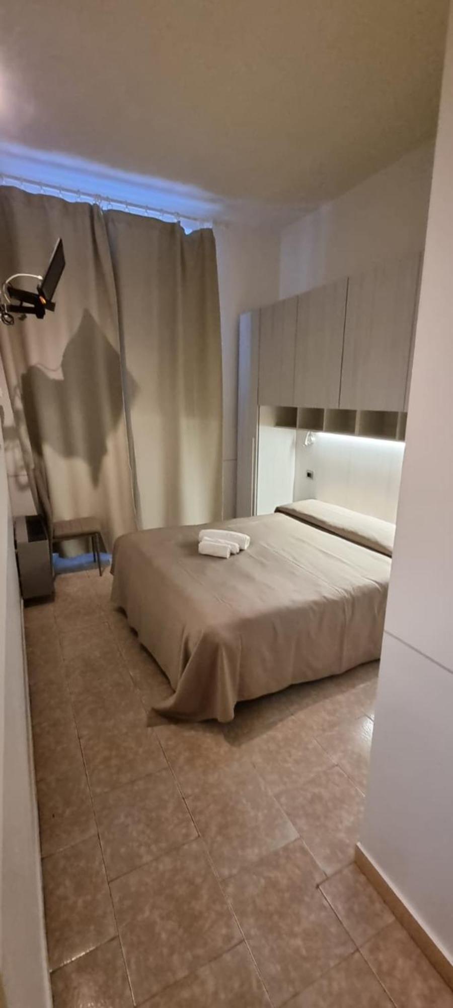 Double Room with Balcony photo 2