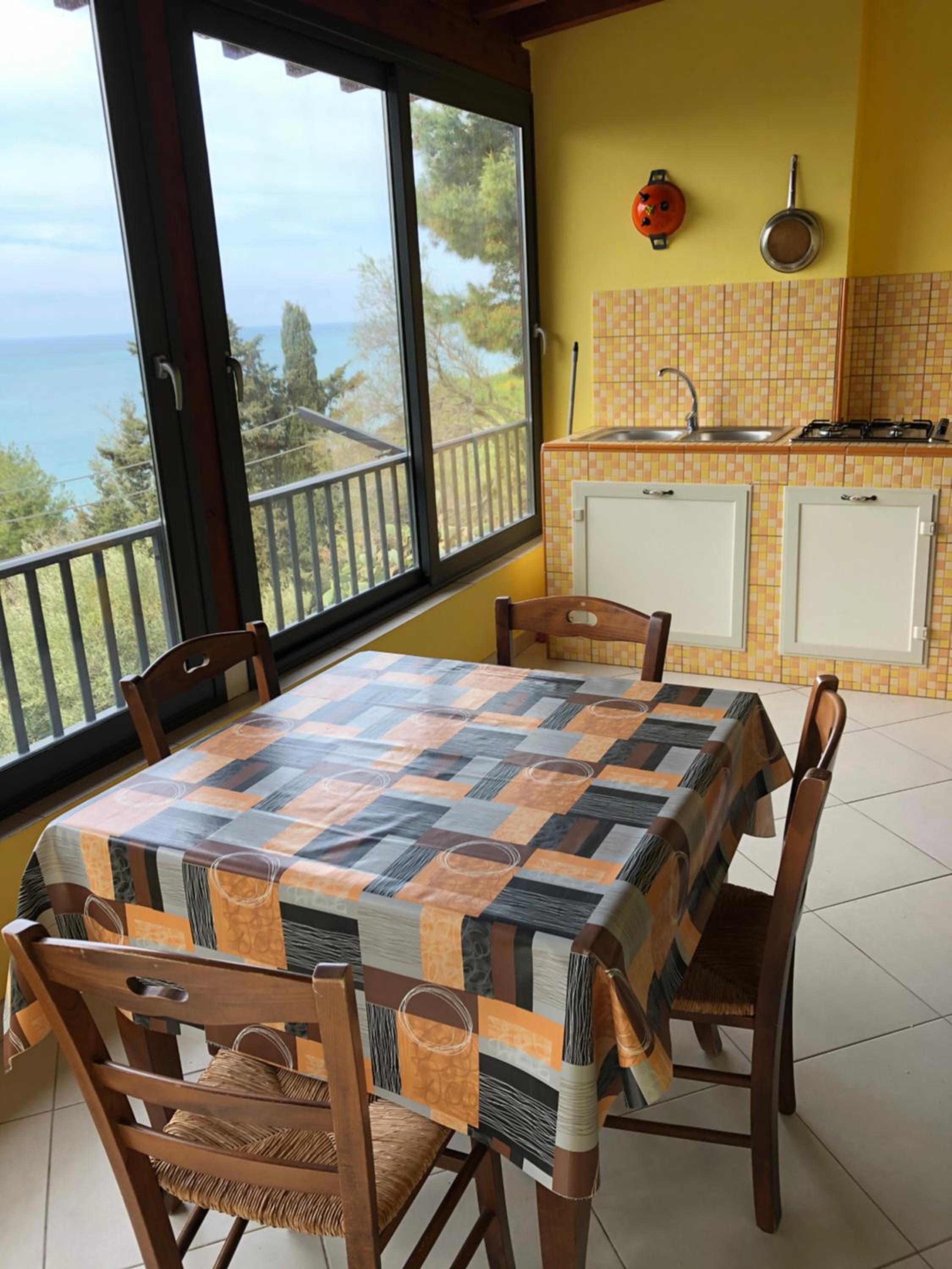 Three-Bedroom Villa - Photo 22