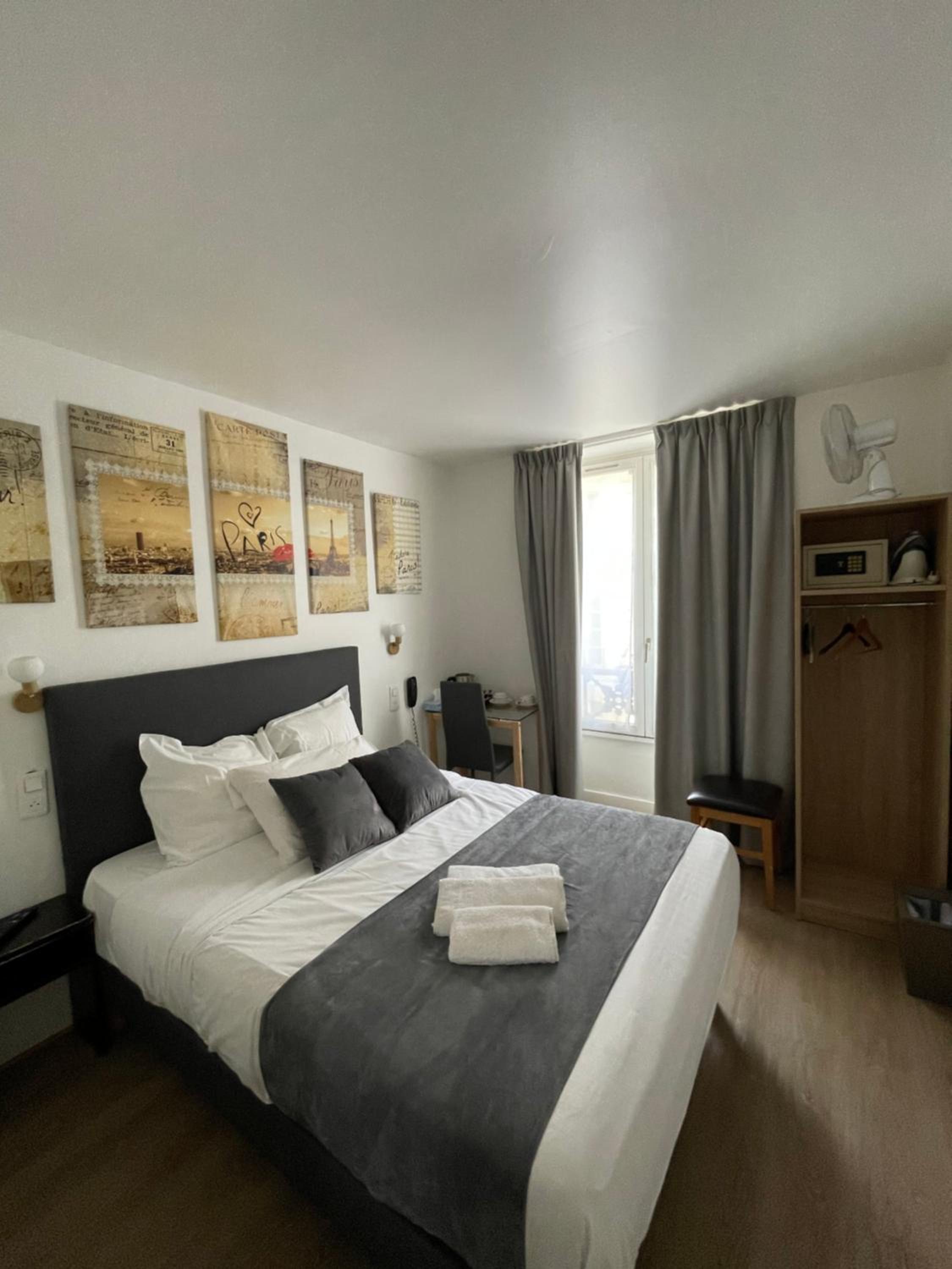 Standard Double Room with Shower photo 1