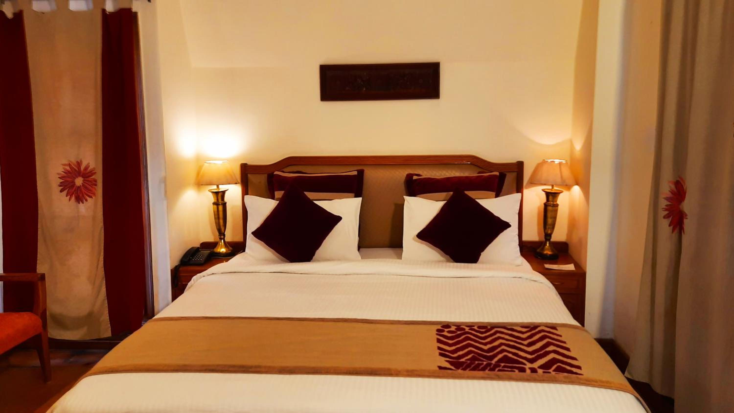 Swiss Duplex Cottage Valley Facing 02 Bedrooms + 01 living Room, Complimentry Evening Tea-Coffee with cookies at open terrace