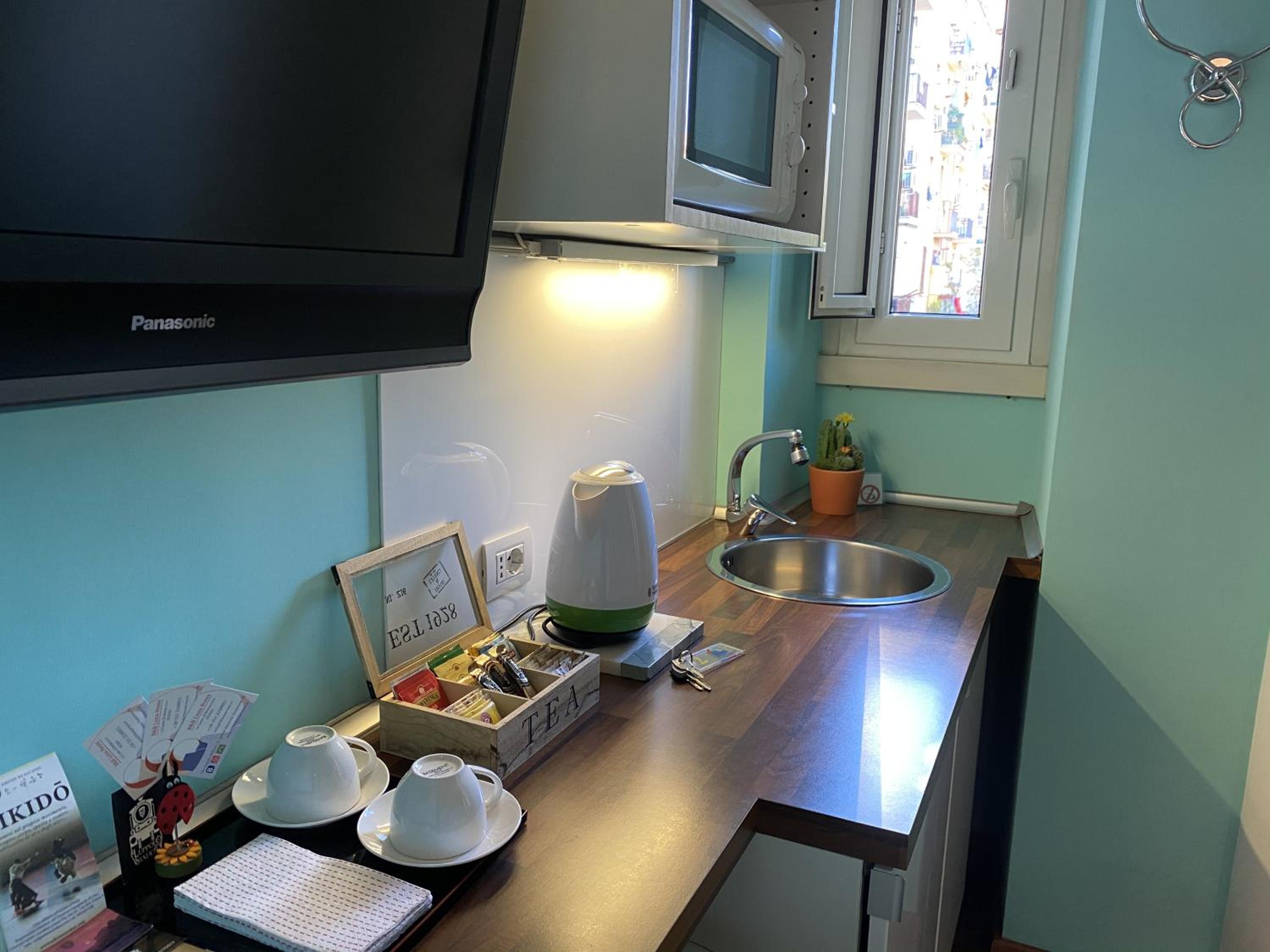 Double Room with Private Bathroom photo 3