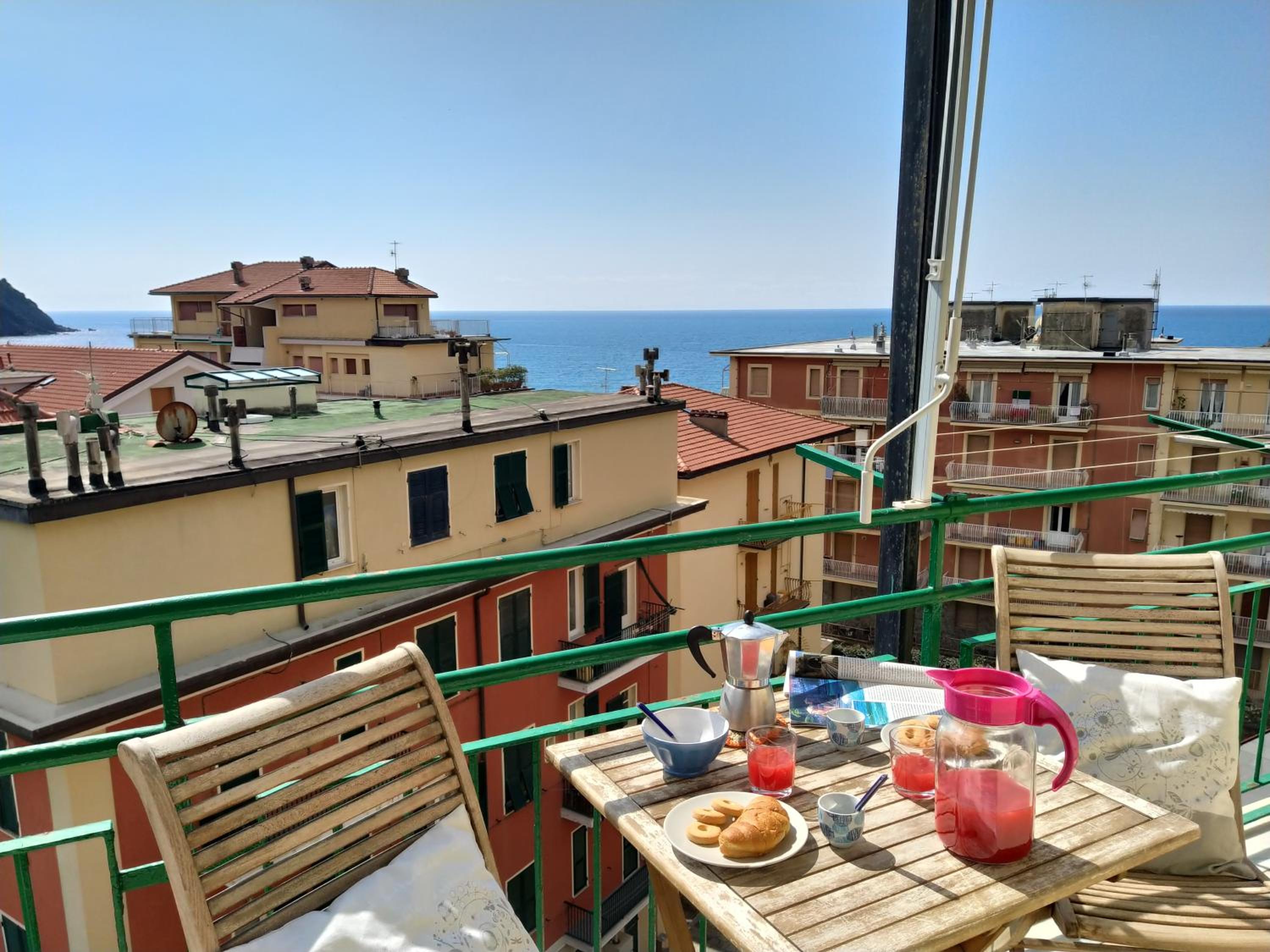 Studio Apartment with Sea View photo 1