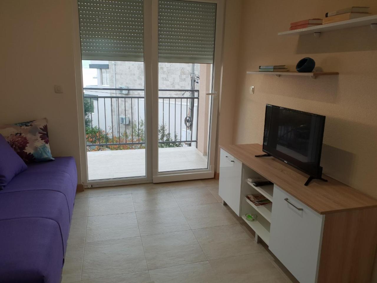 Apartment With Sea View
