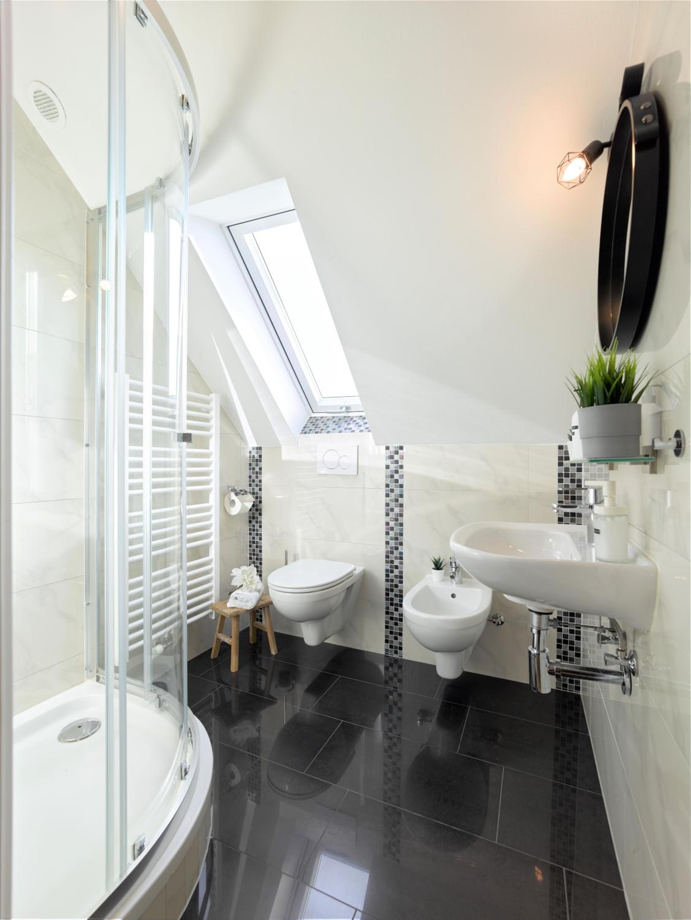 Standard Double Room - Photo 5