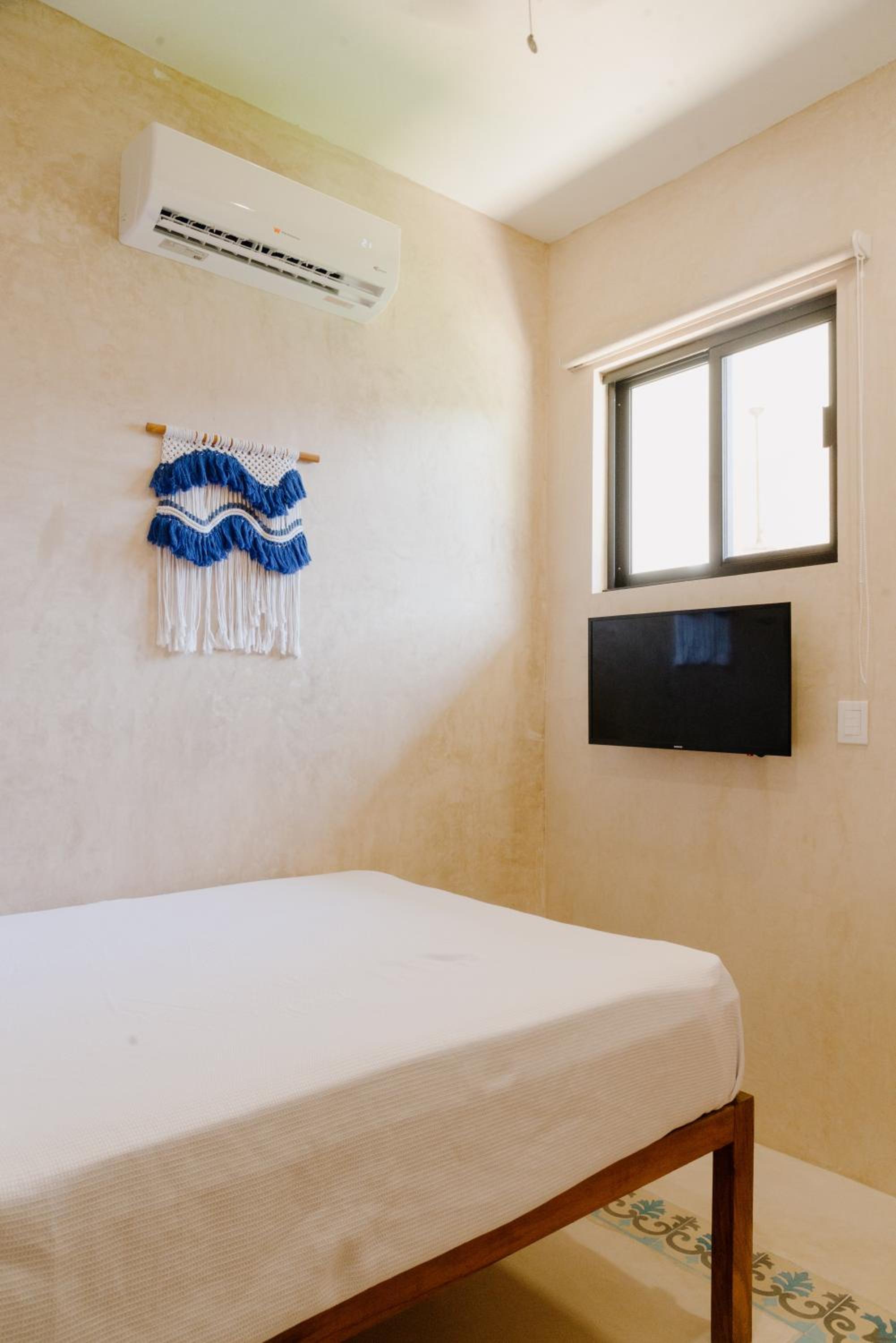 Double Room with Private Bathroom photo 1