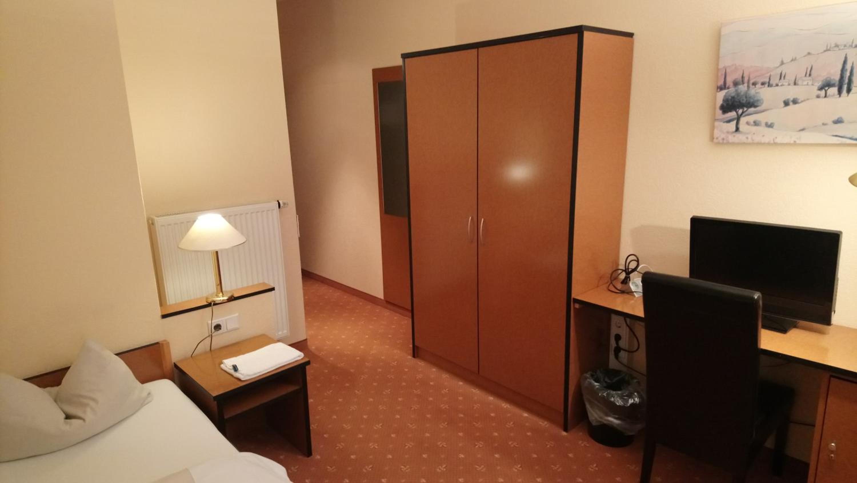 Single Room with Shower photo 1