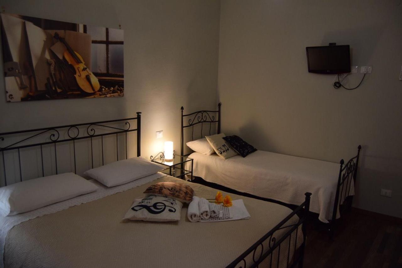 Deluxe Triple Room - Photo 4