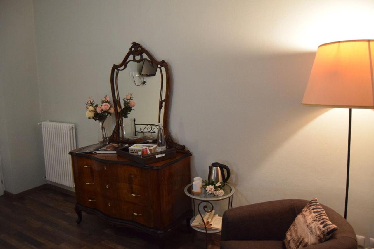 Deluxe Triple Room - Photo 20