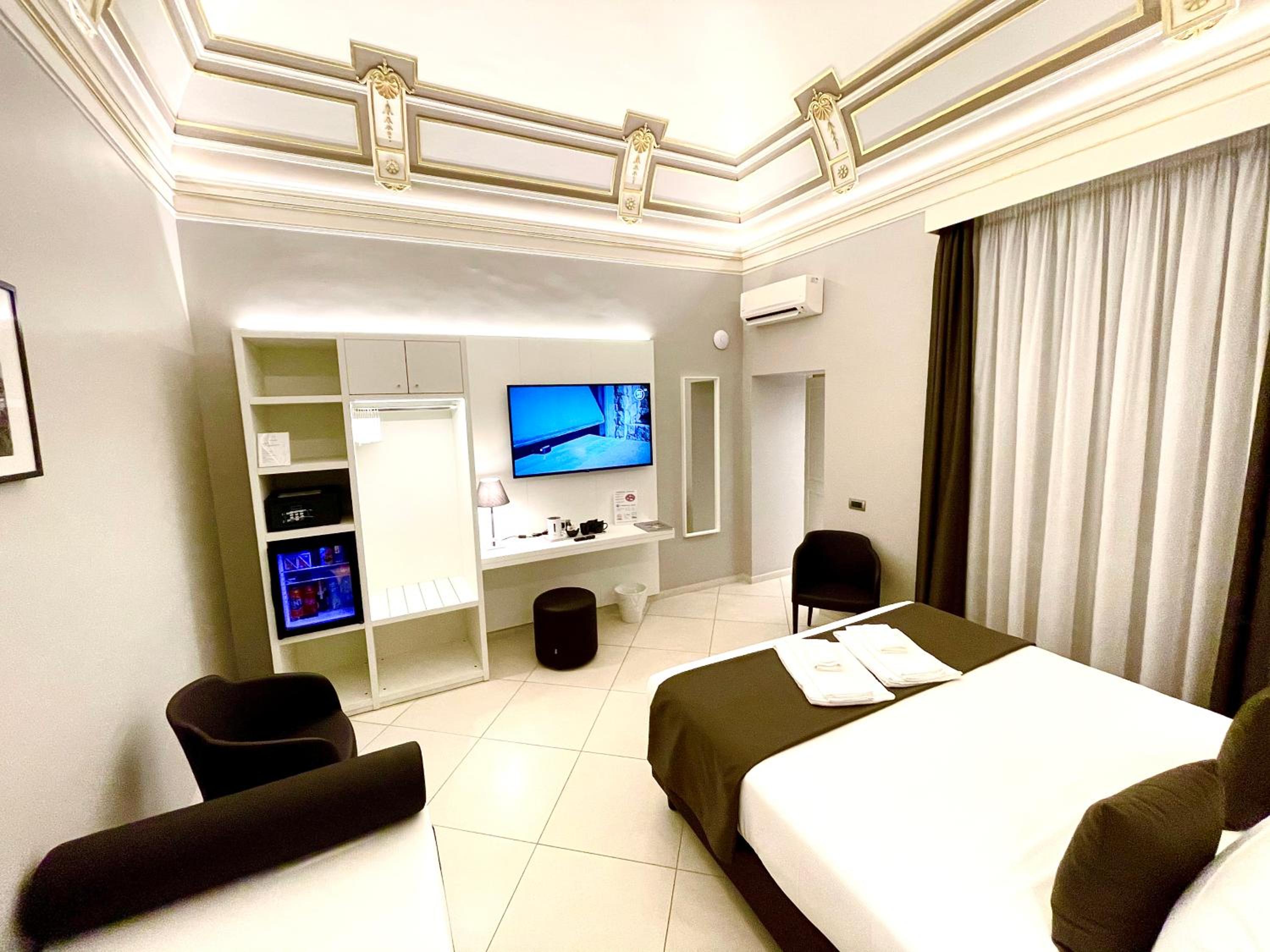 Luxury Triple Room - Photo 3