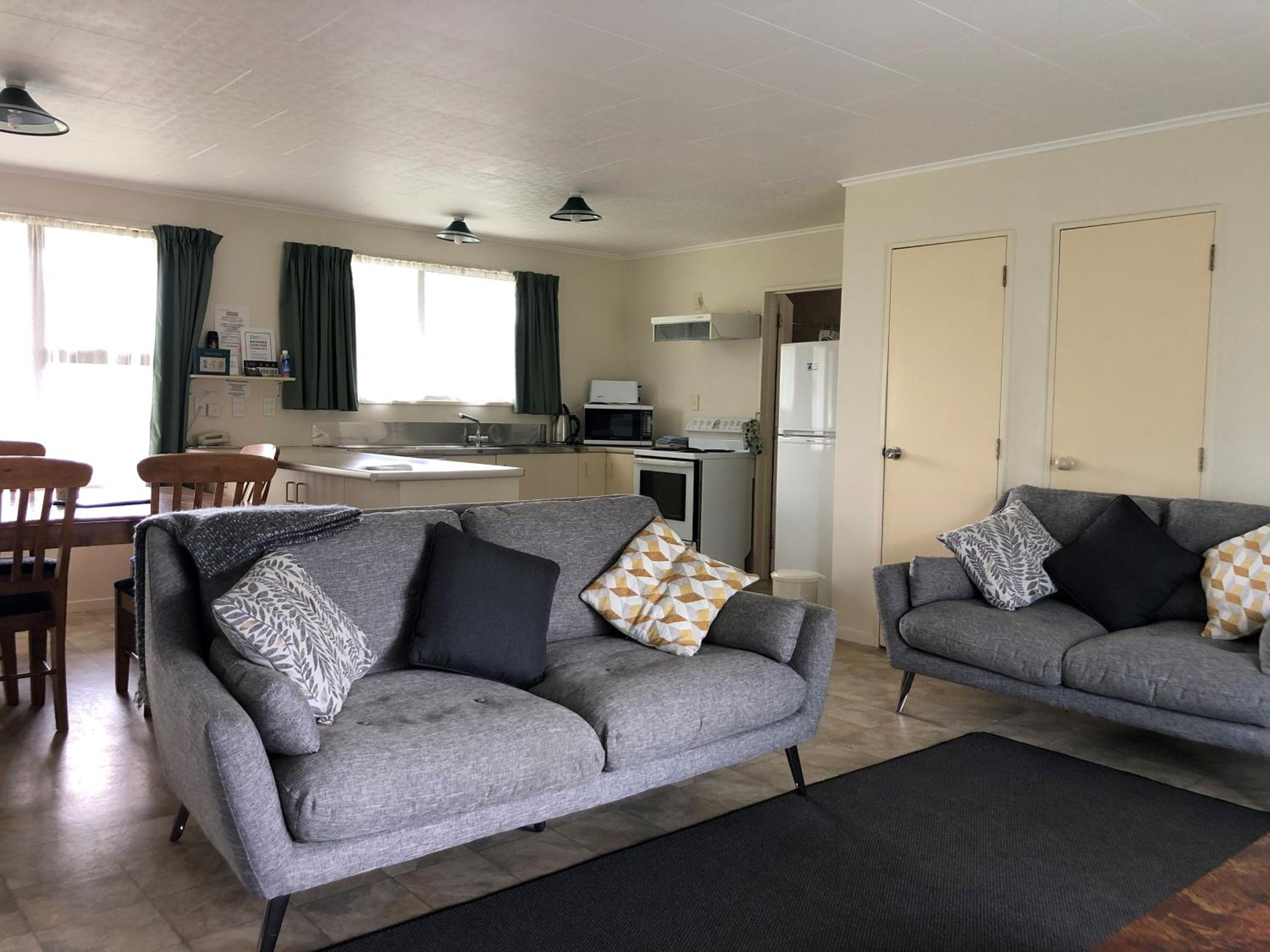 Large Two-Bedroom Apartment photo 3