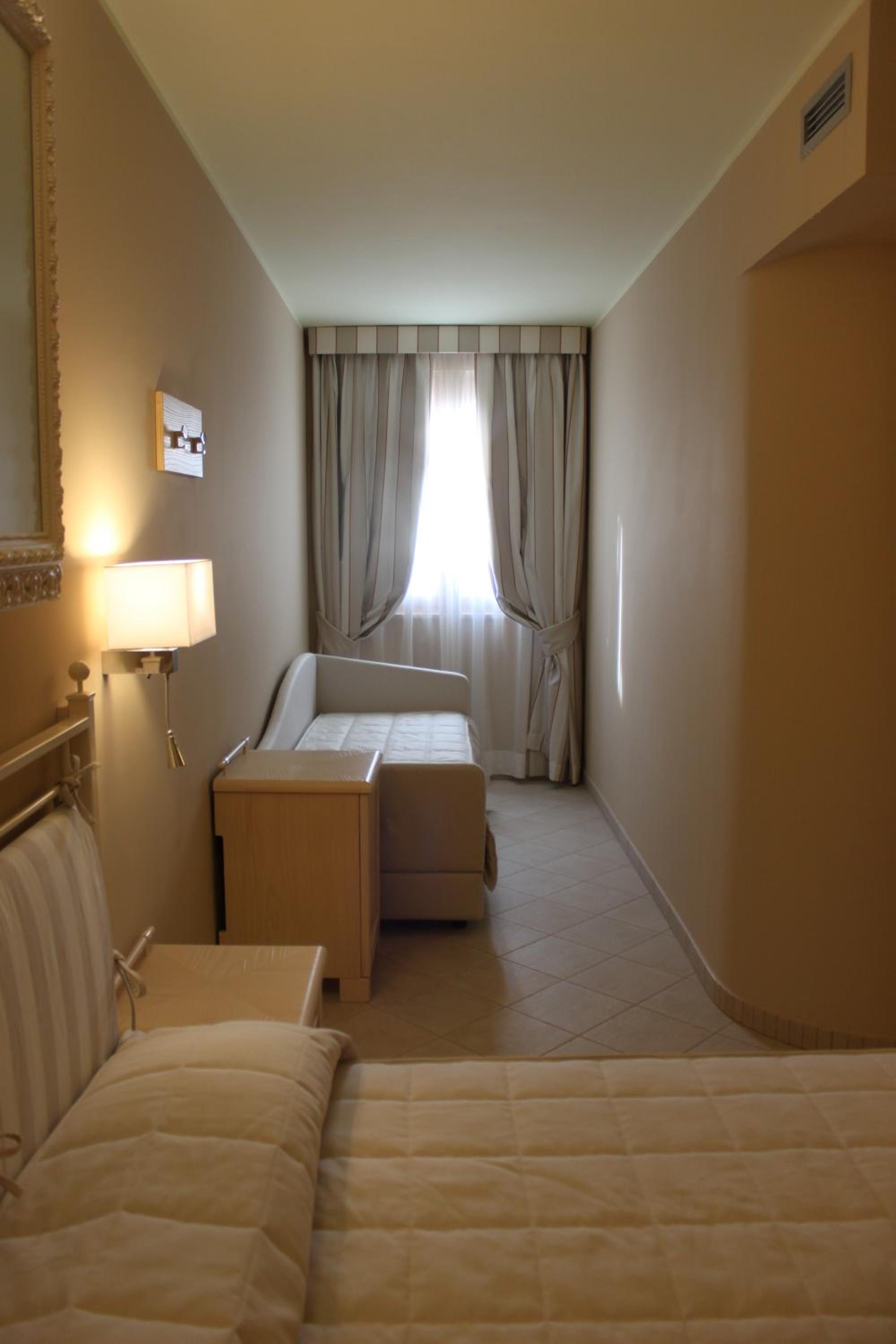 Quadruple Room photo 2