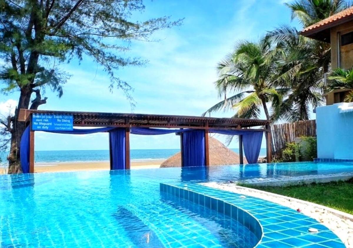 Villa photo 3