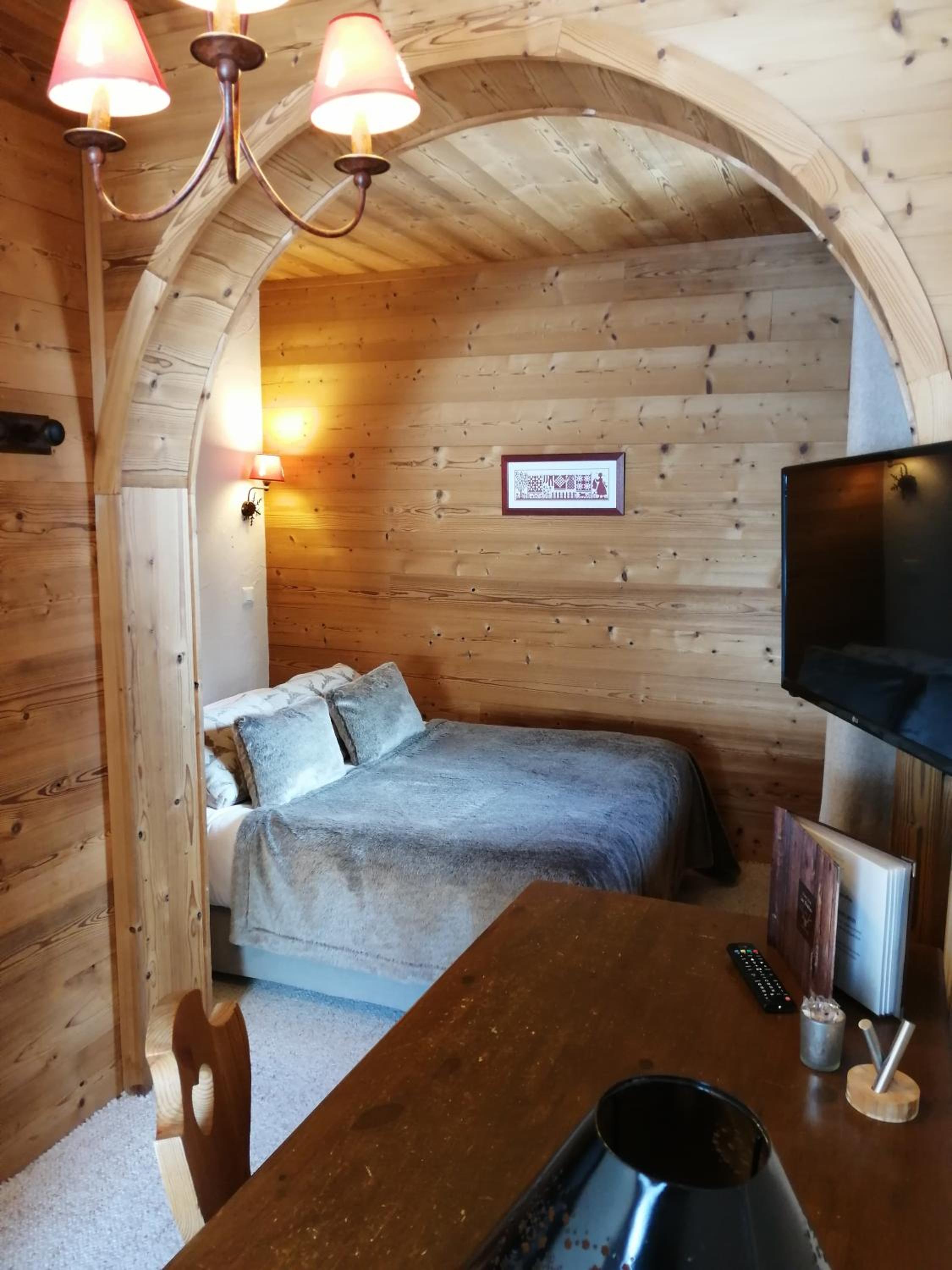 Double Room with Shower - Photo 4