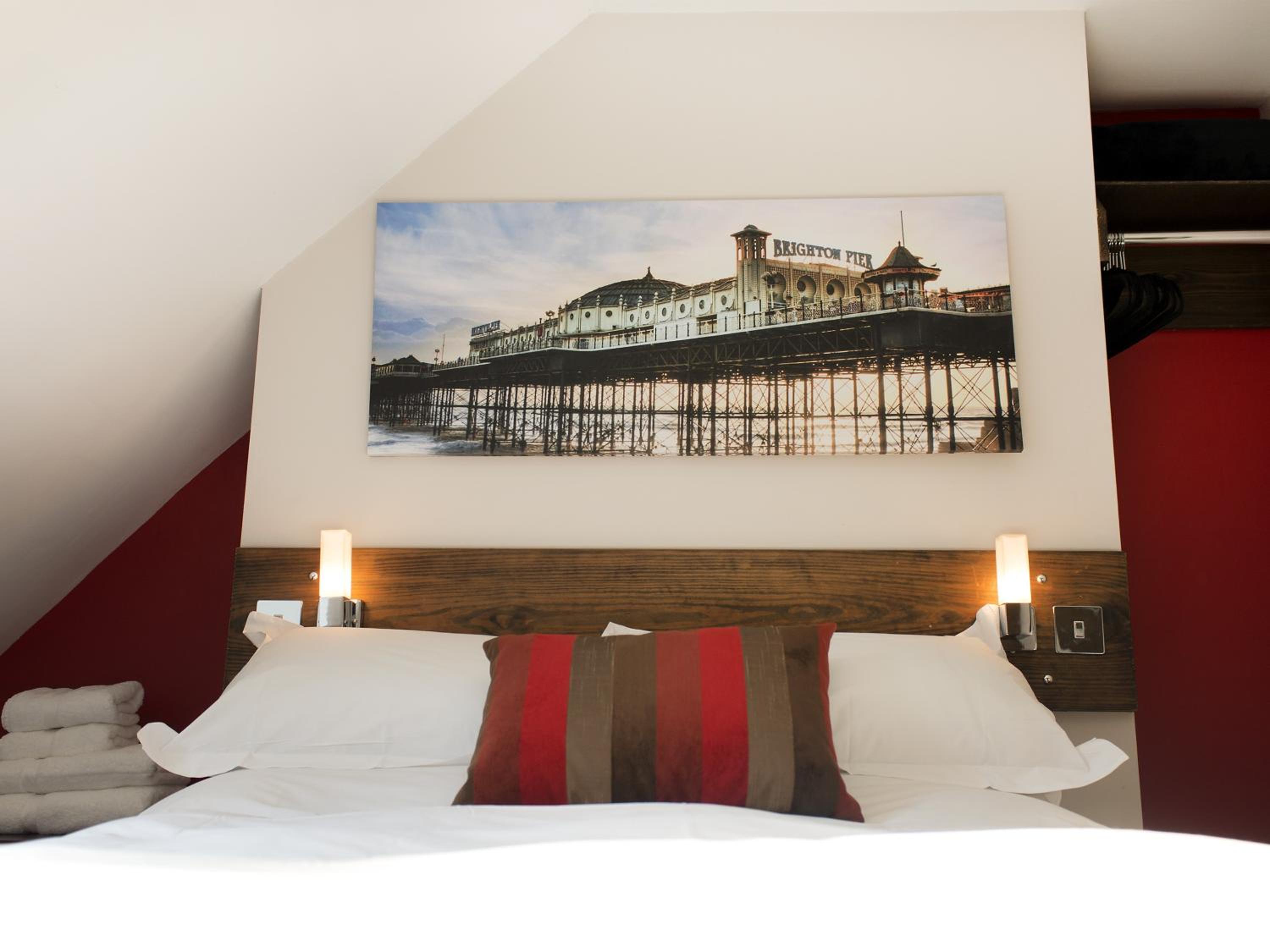 Standard Double Room with Shared Bathroom photo 1
