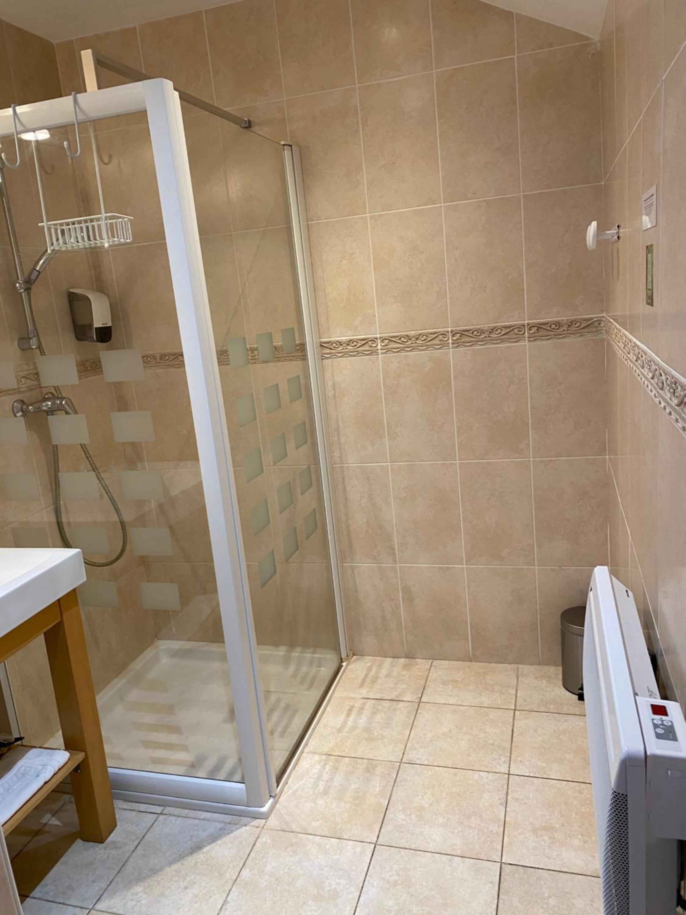 Deluxe Triple Room photo 2