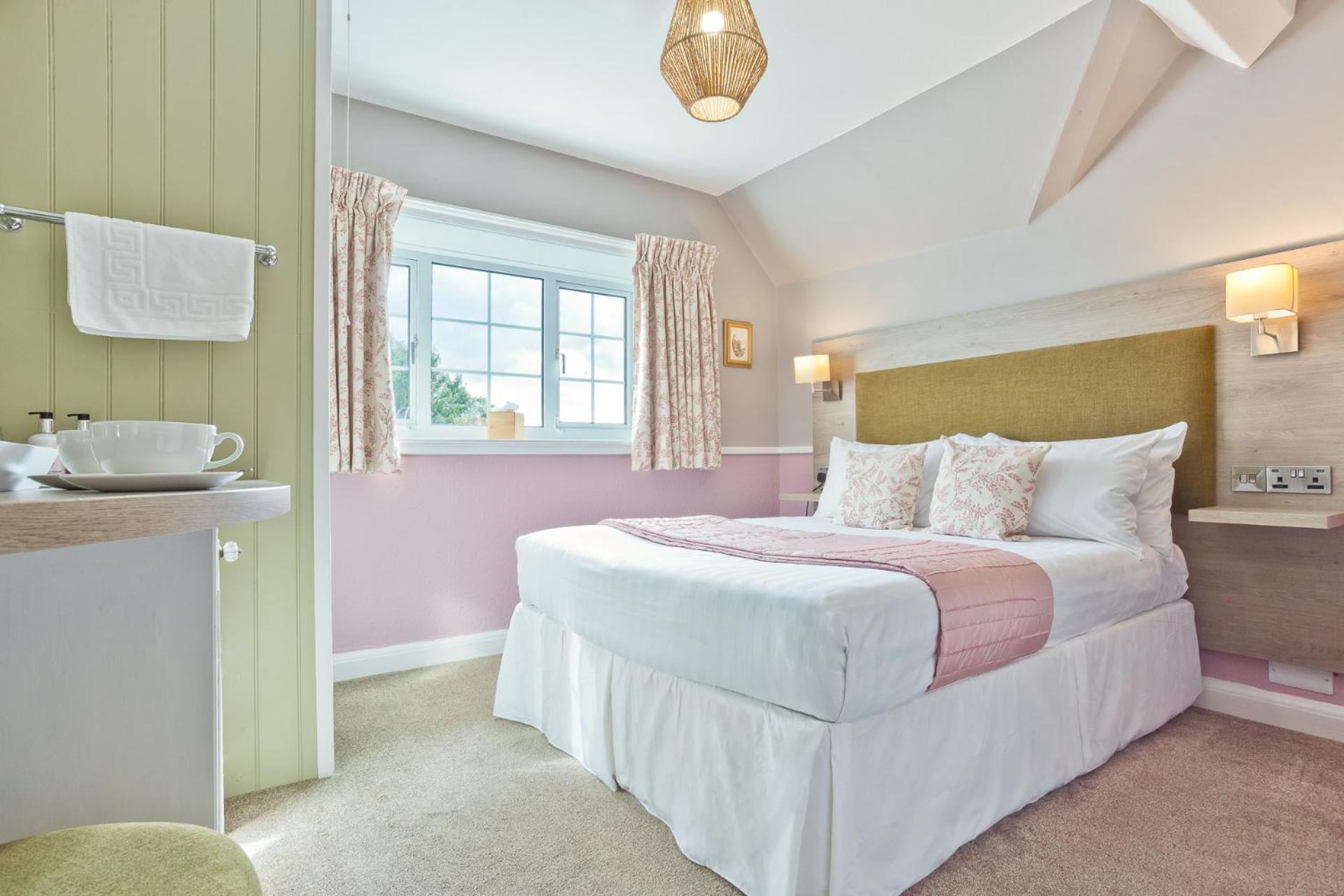 Budget Double Room - Photo 1