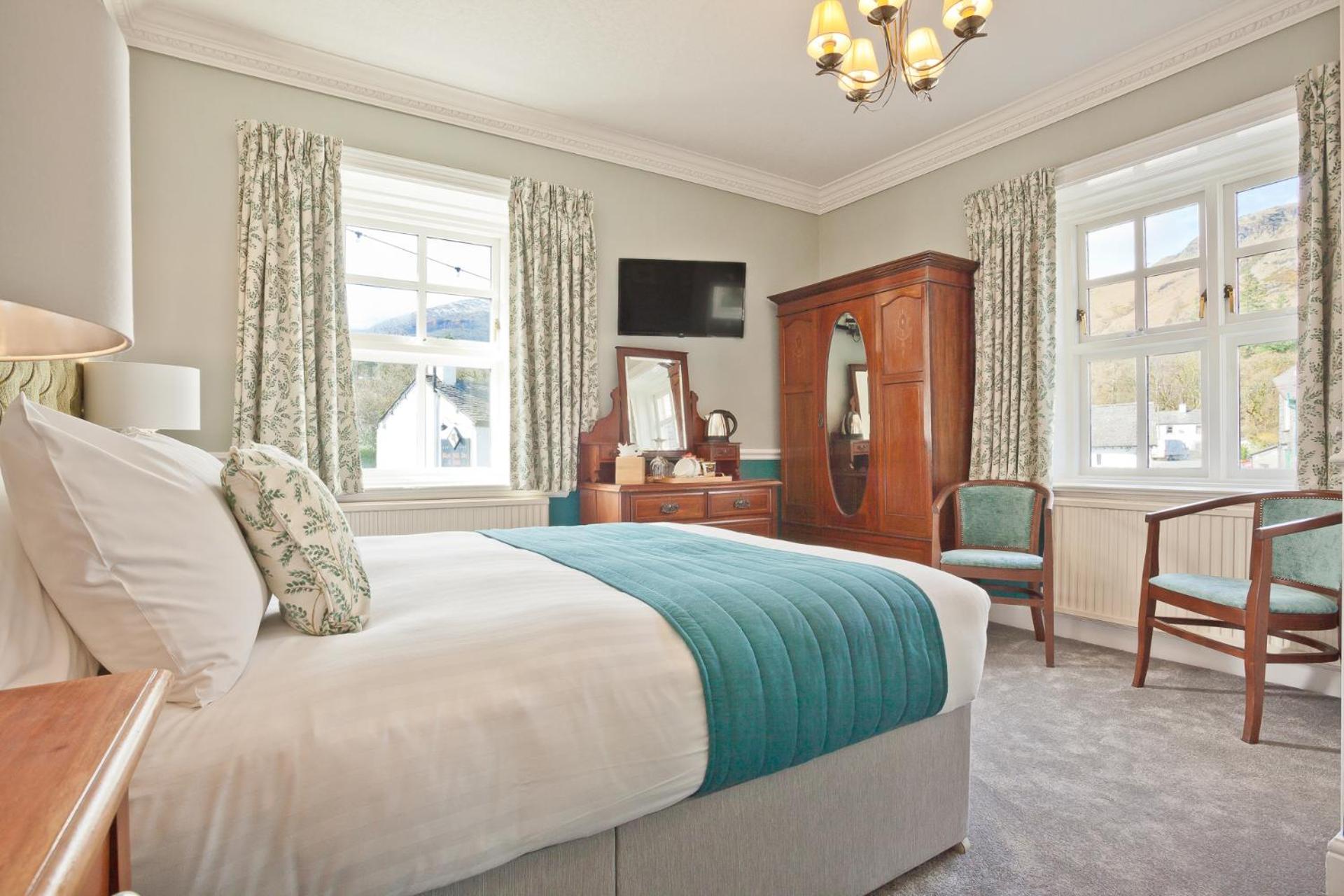 Standard Double Room - Photo 11