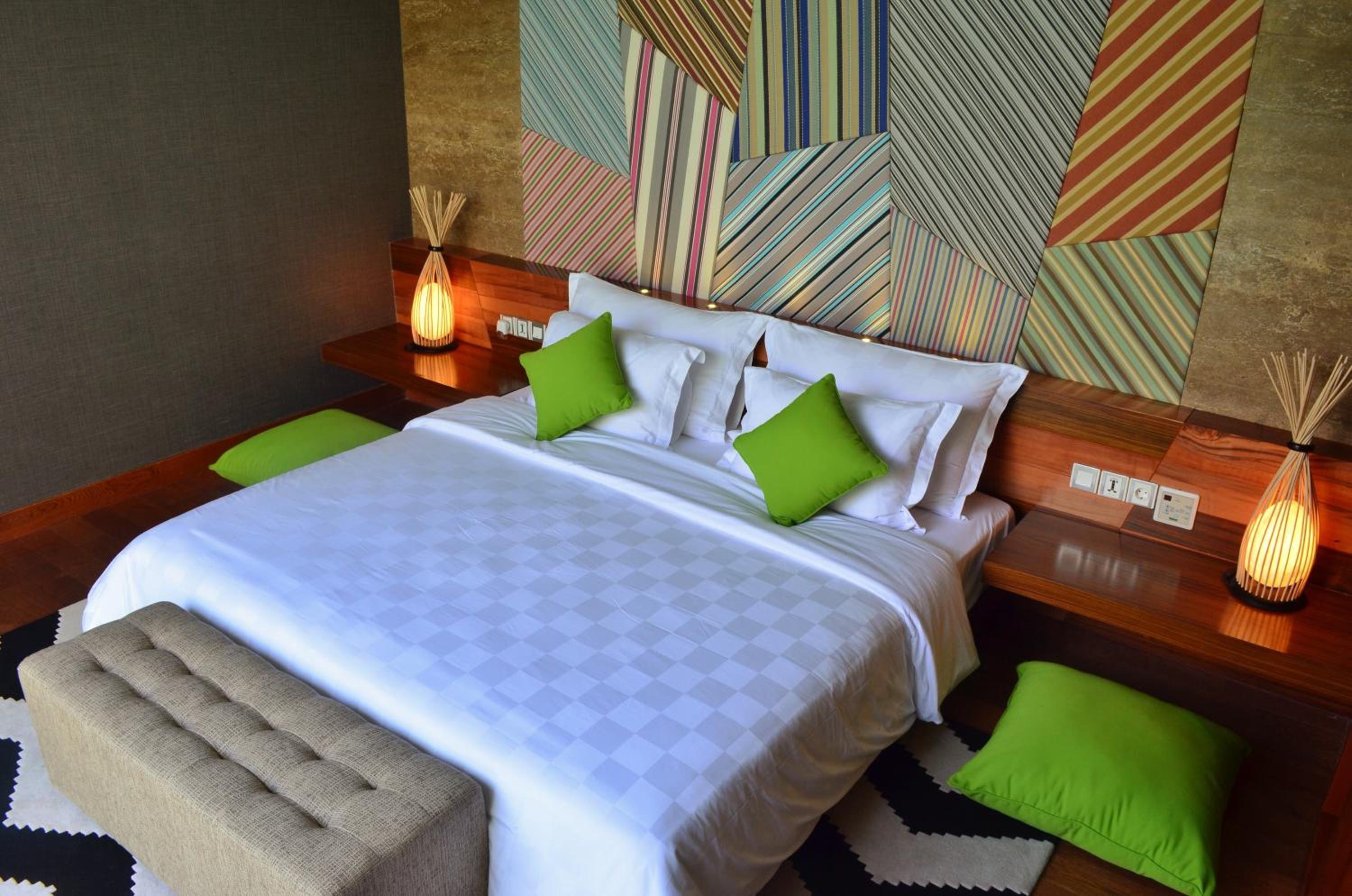 TSky Two-Bedroom Rooftop Villa with Private Pool