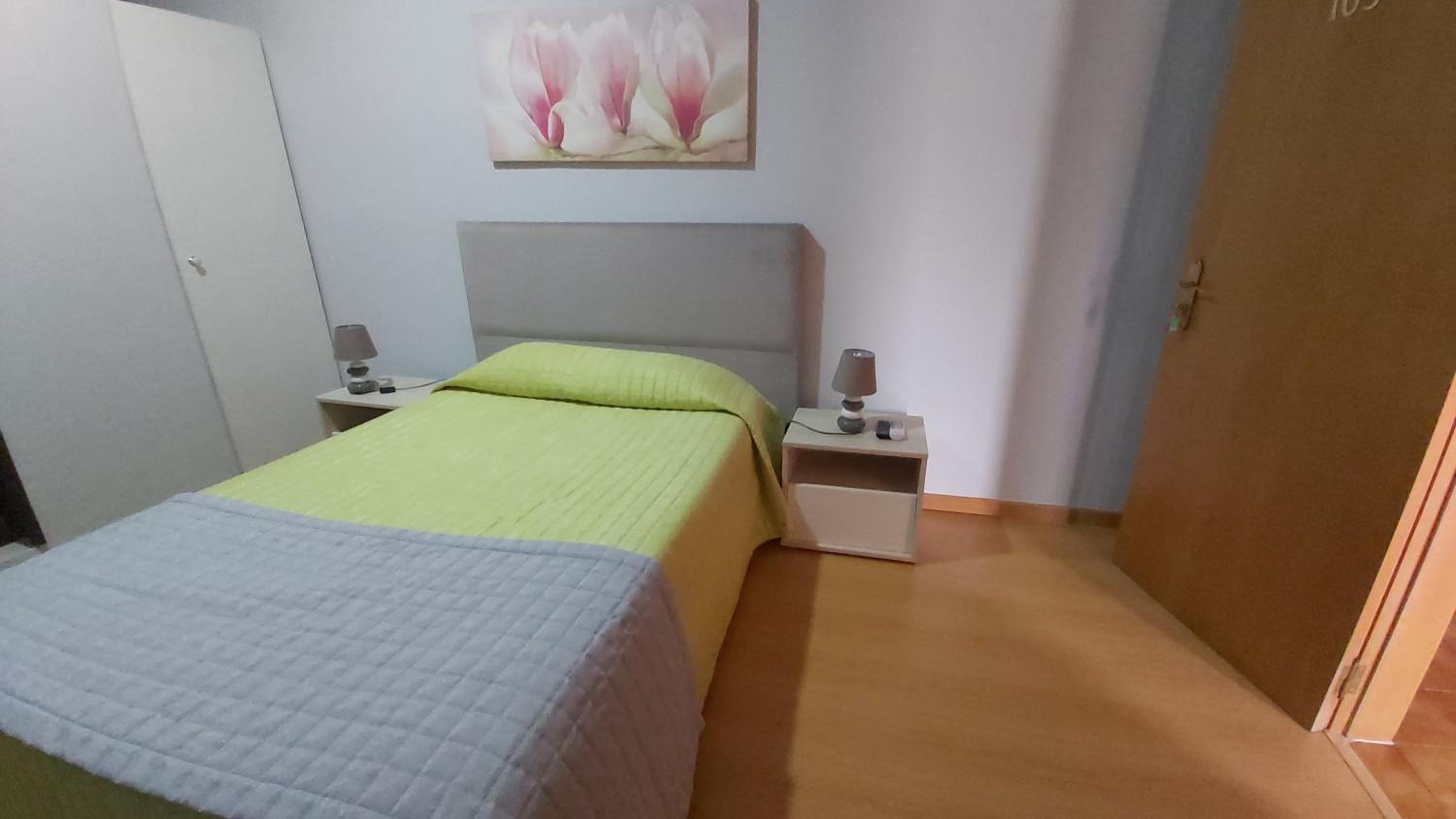 Double or Twin Room - Photo 3