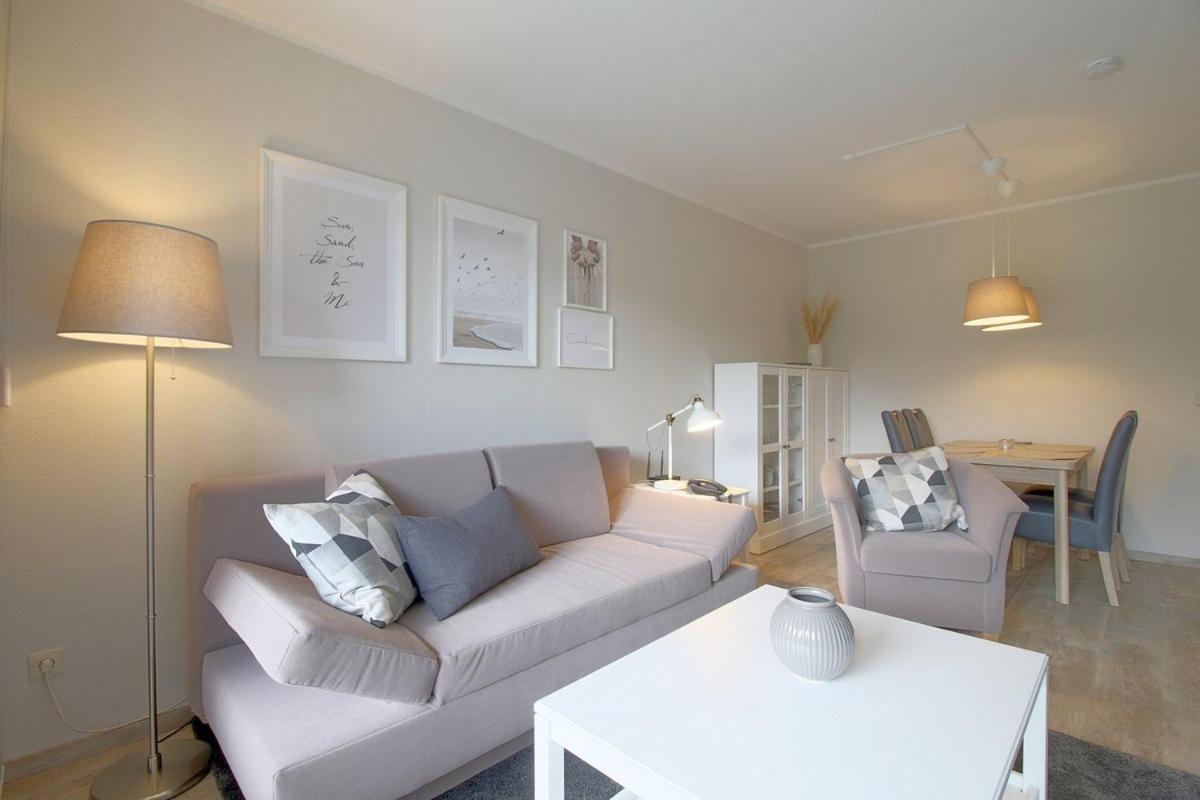 Apartment With Terrace photo 2
