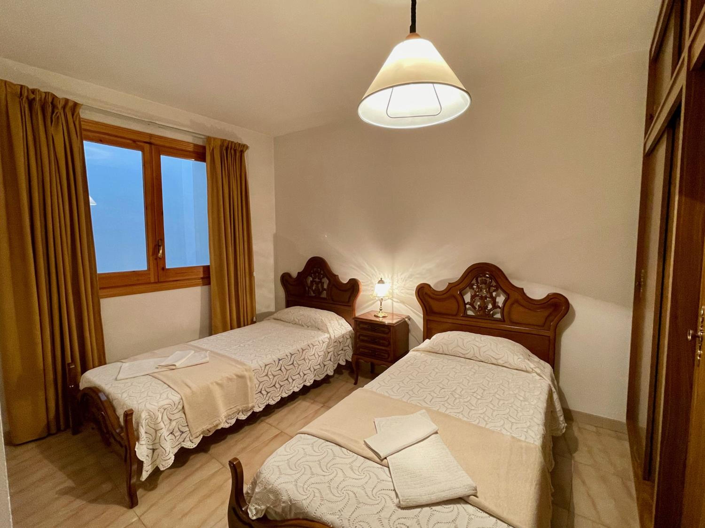 Habitación Doble con Baño Privado