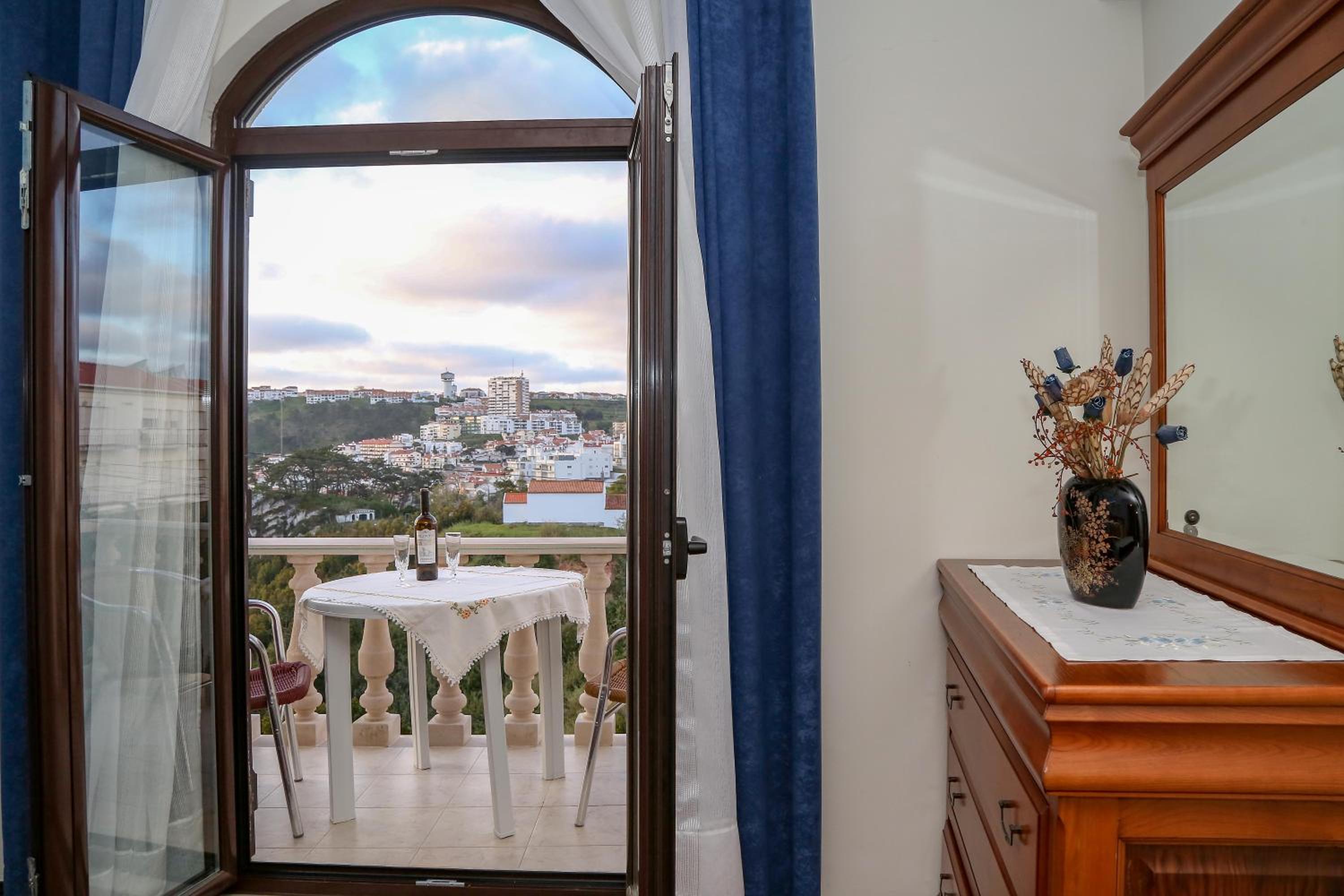 Deluxe Double Room with Sea View photo 3