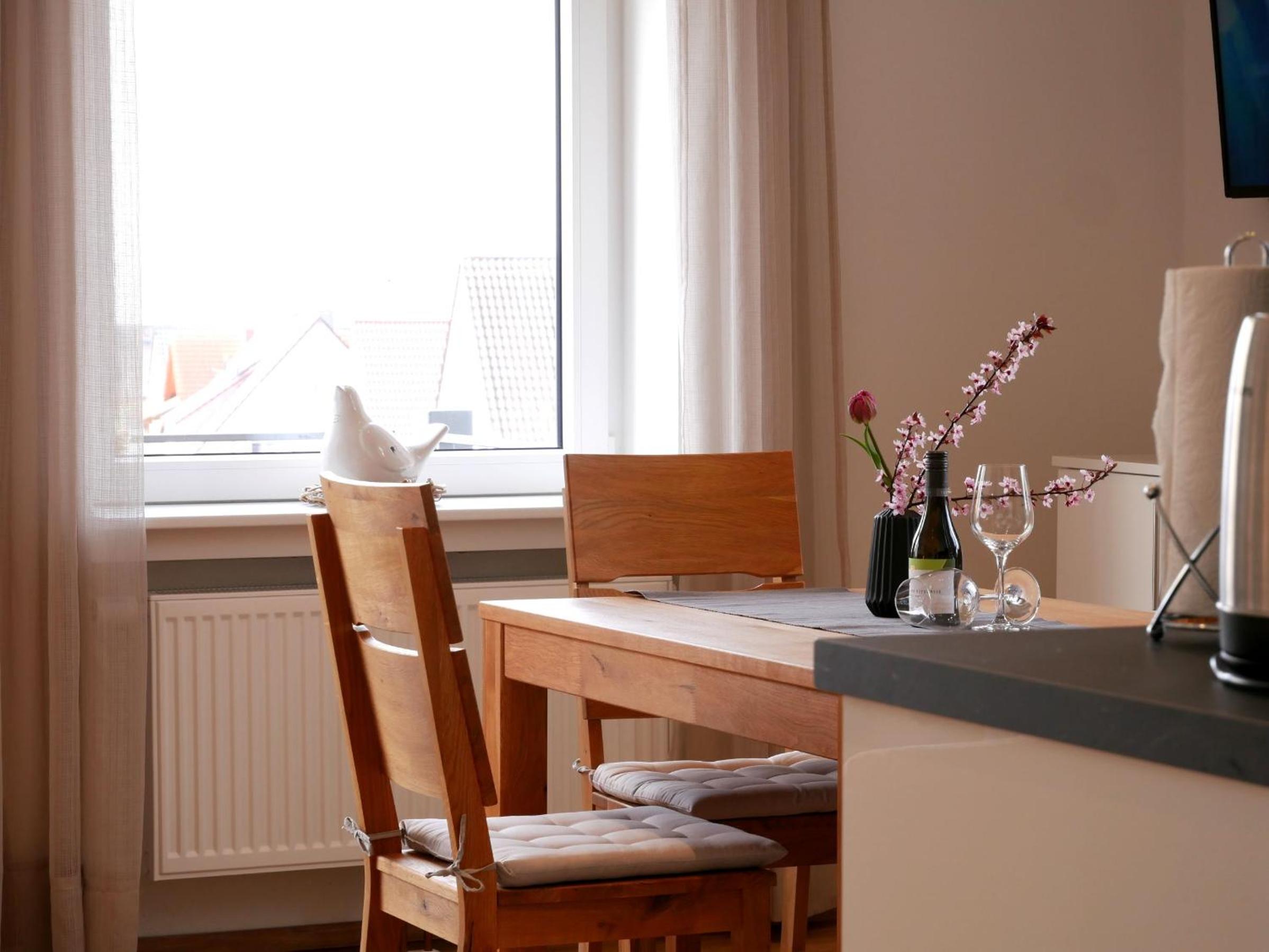 Apartment with Balcony photo 3