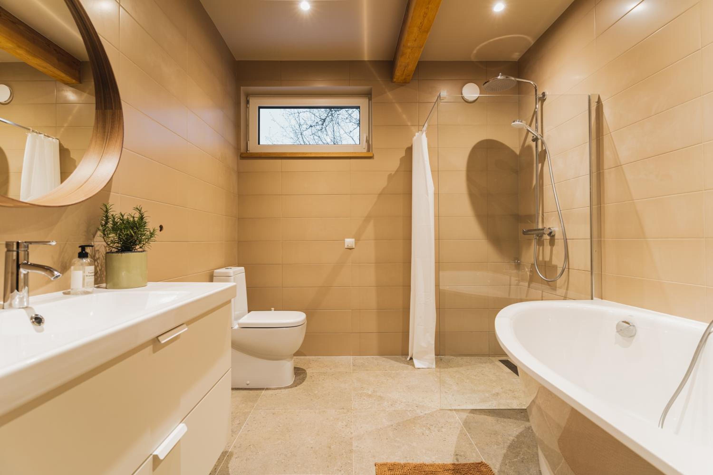 Three-Bedroom Villa - Photo 3