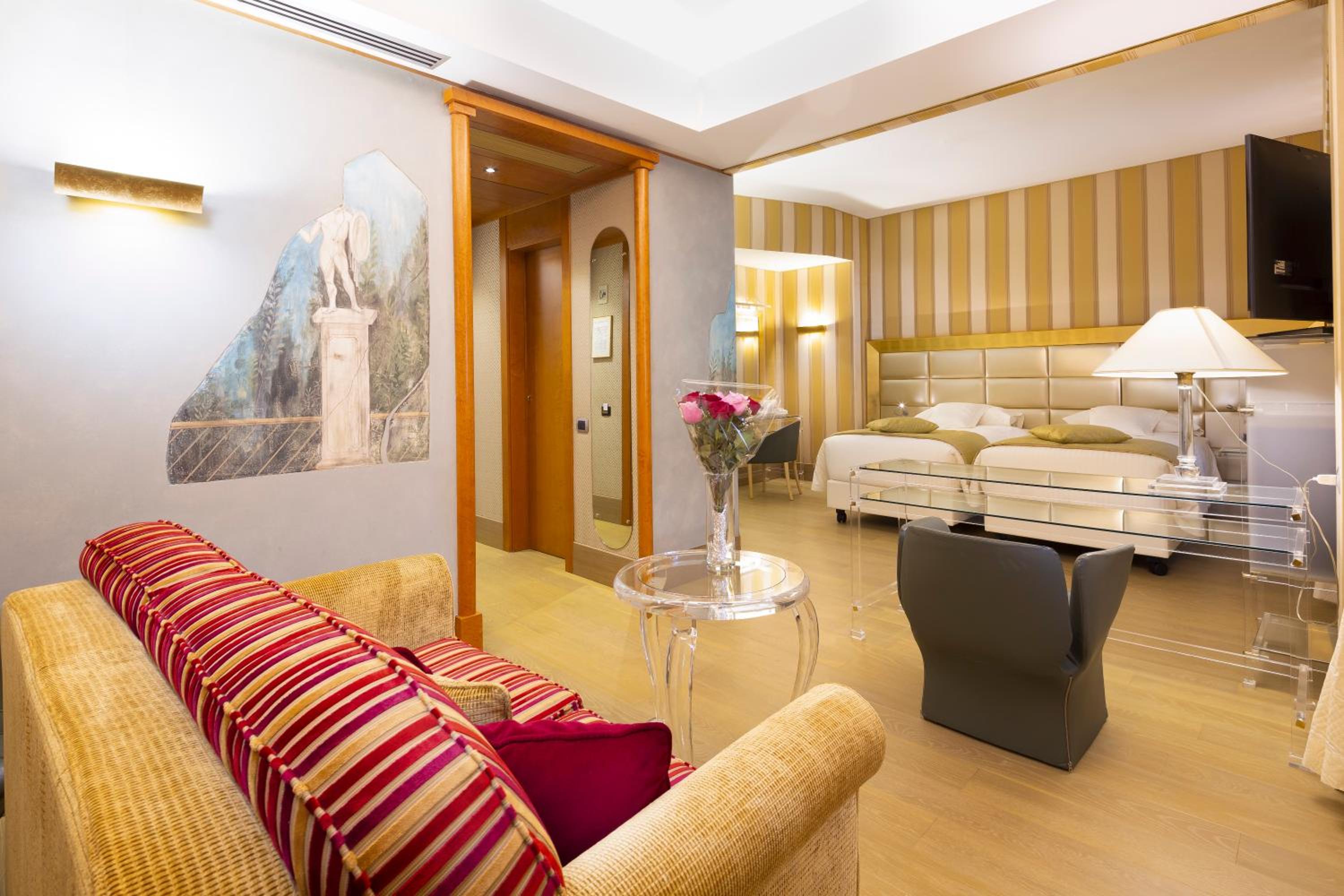 Junior Suite - Photo 3