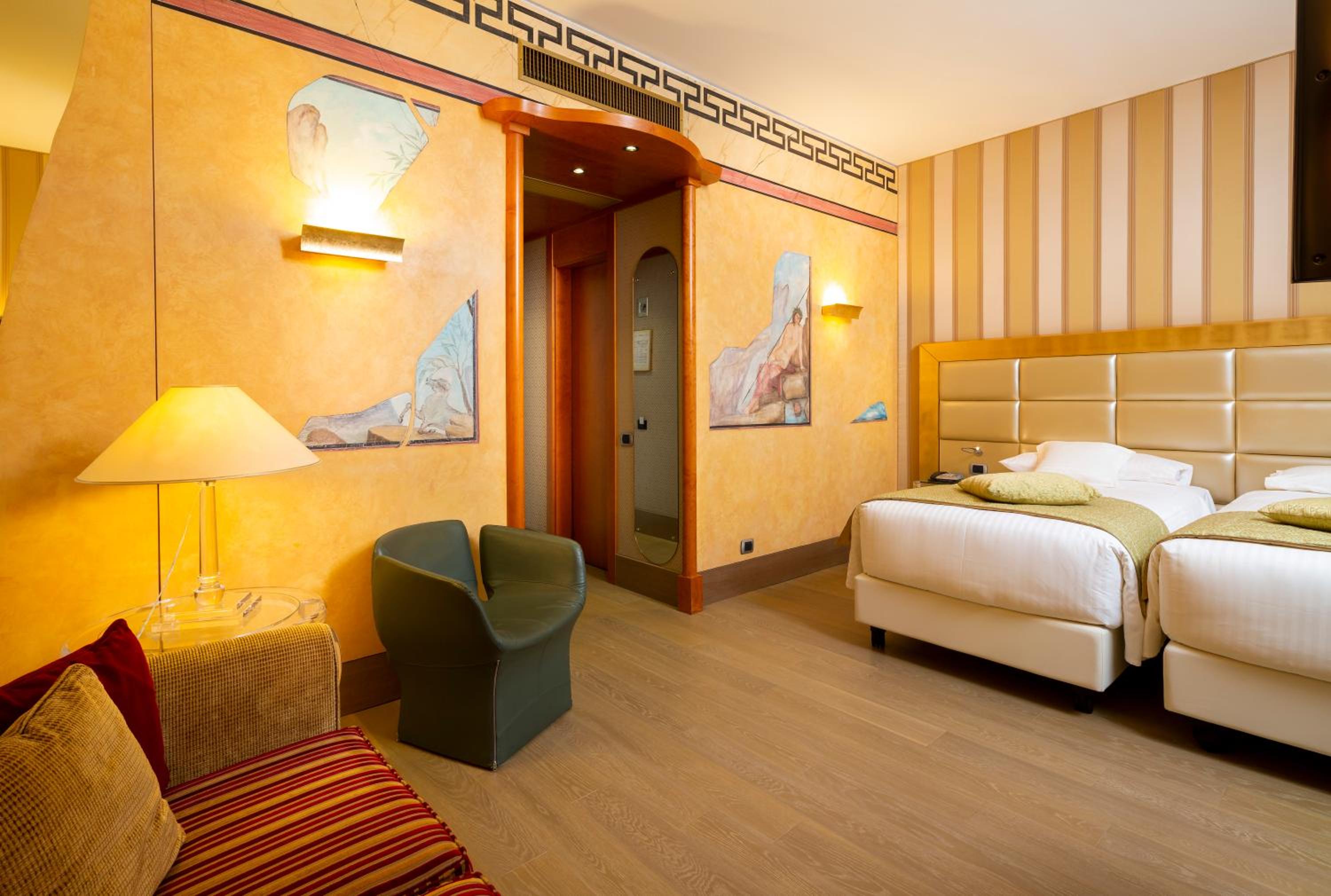 Junior Suite - Photo 2