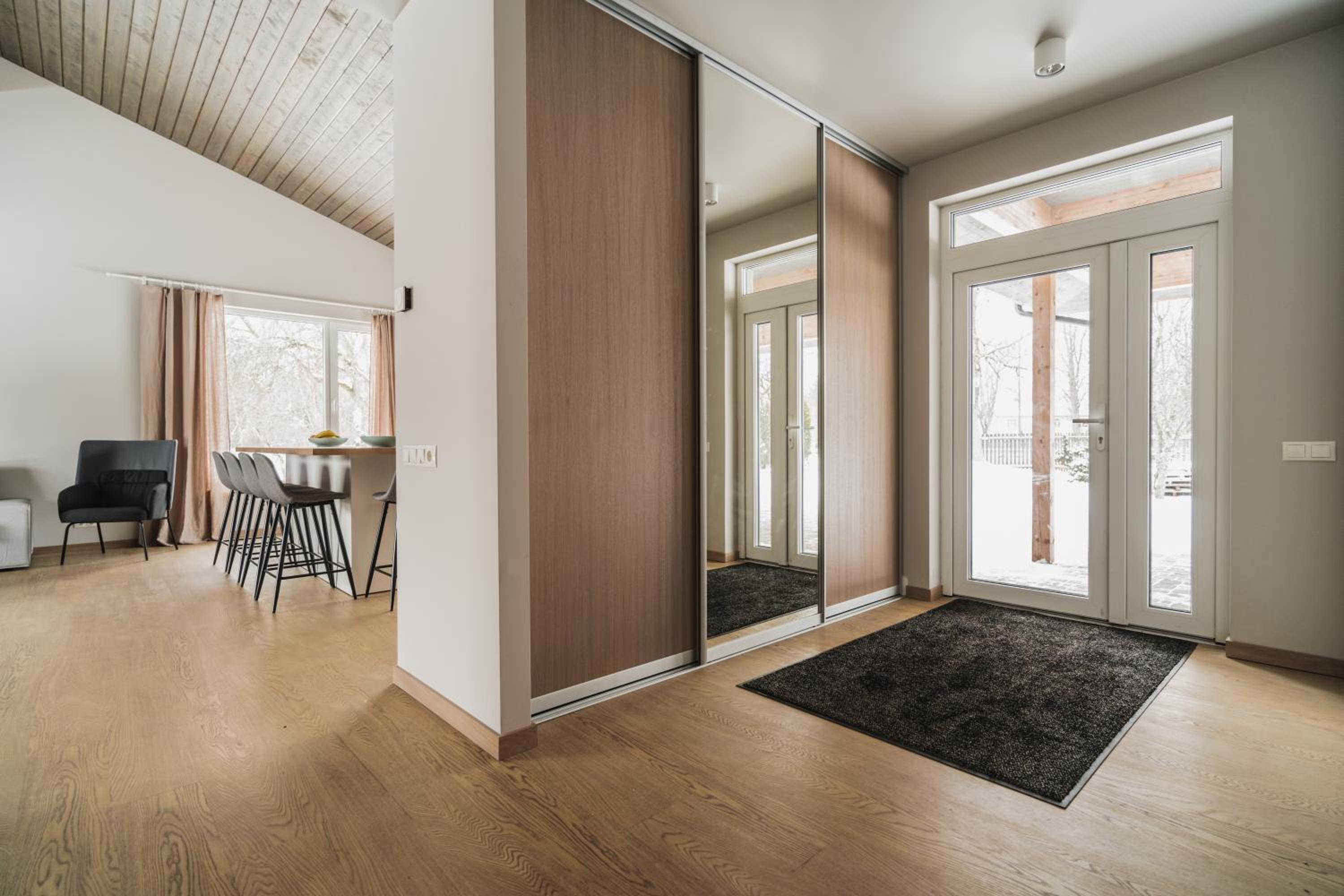 Three-Bedroom Villa - Photo 10