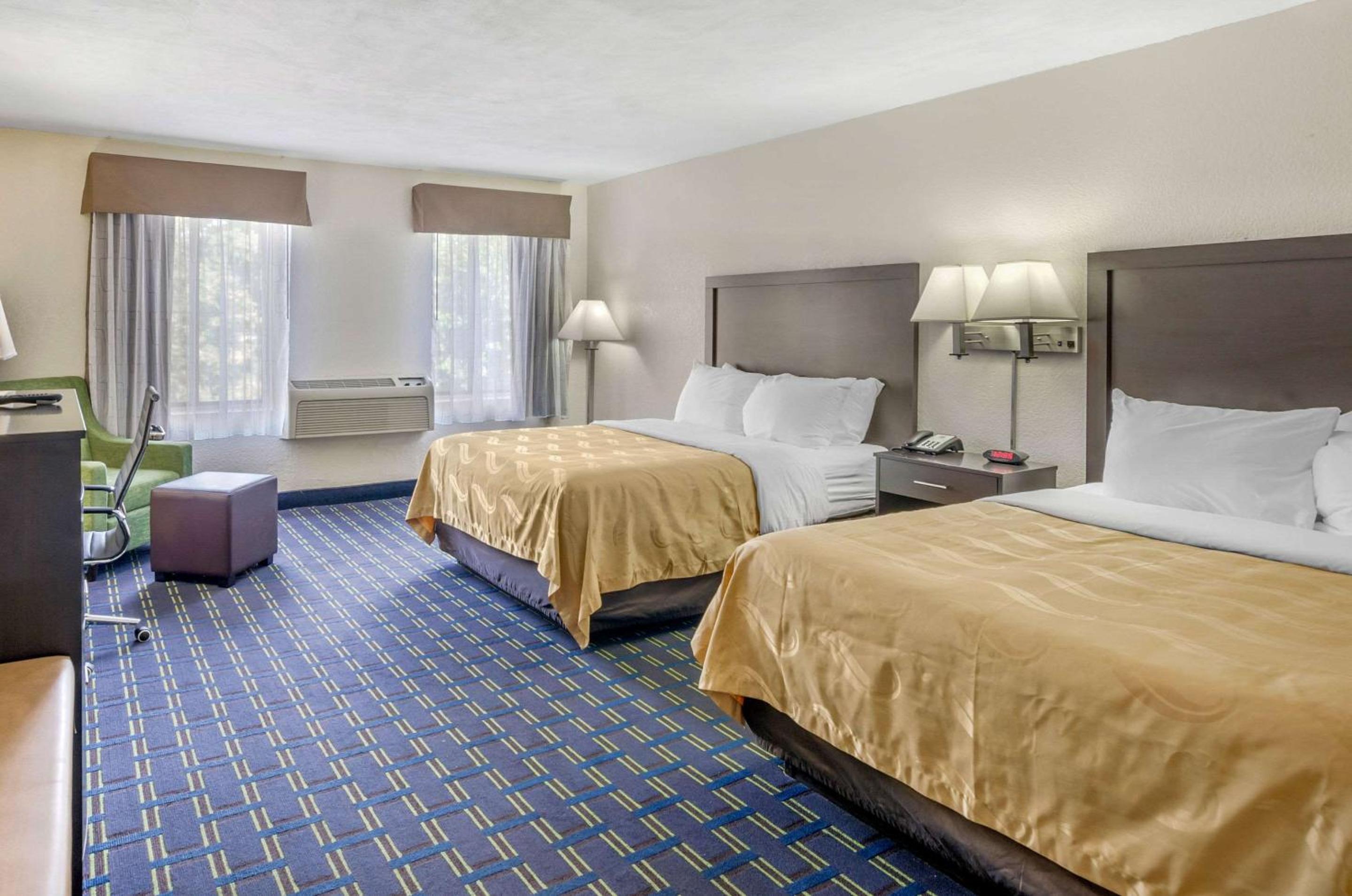 Queen Room with Two Queen Beds - Accessible/Non-Smoking  photo 2
