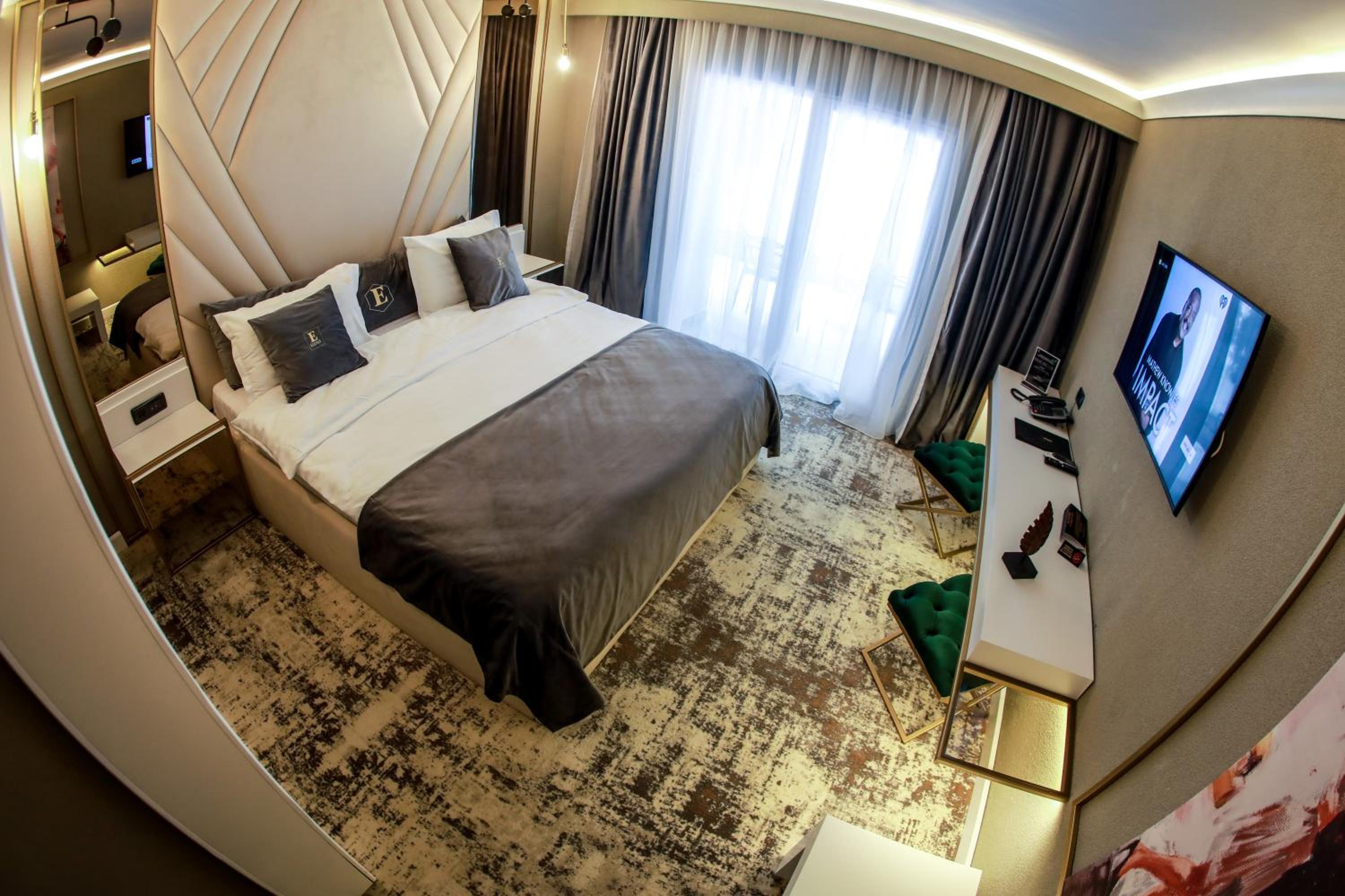 Double Room - Photo 1