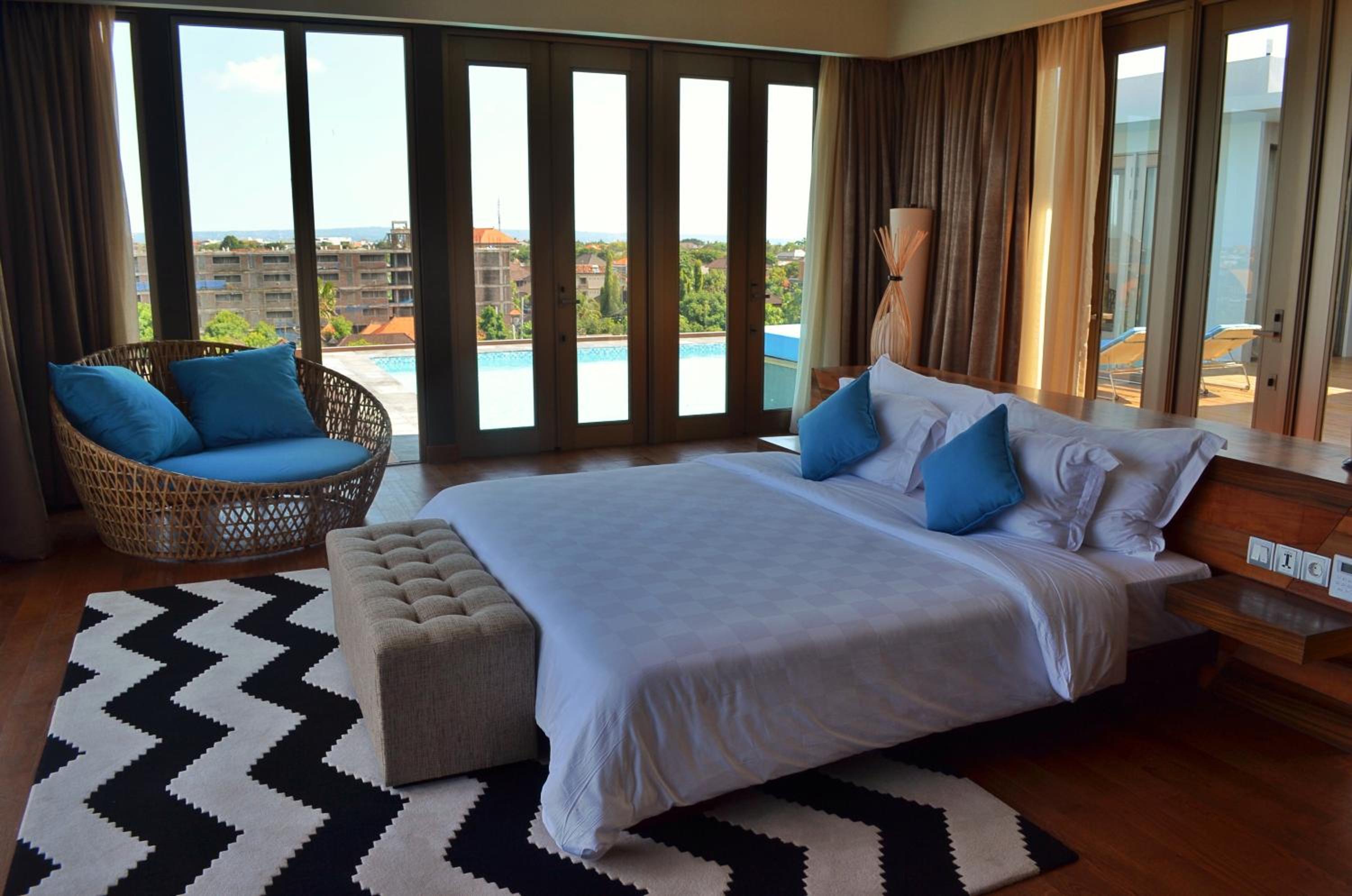 TStar Two-Bedroom Rooftop Villa with Private Pool