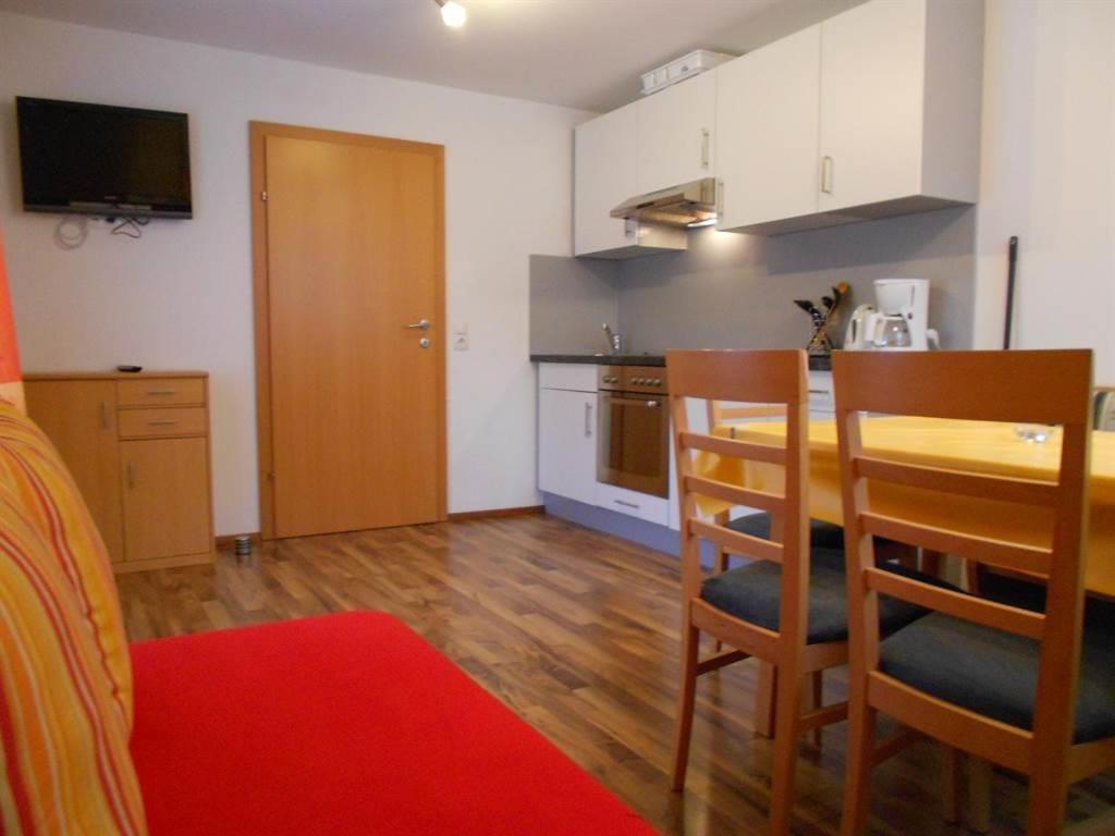 One-Bedroom Apartment photo 2
