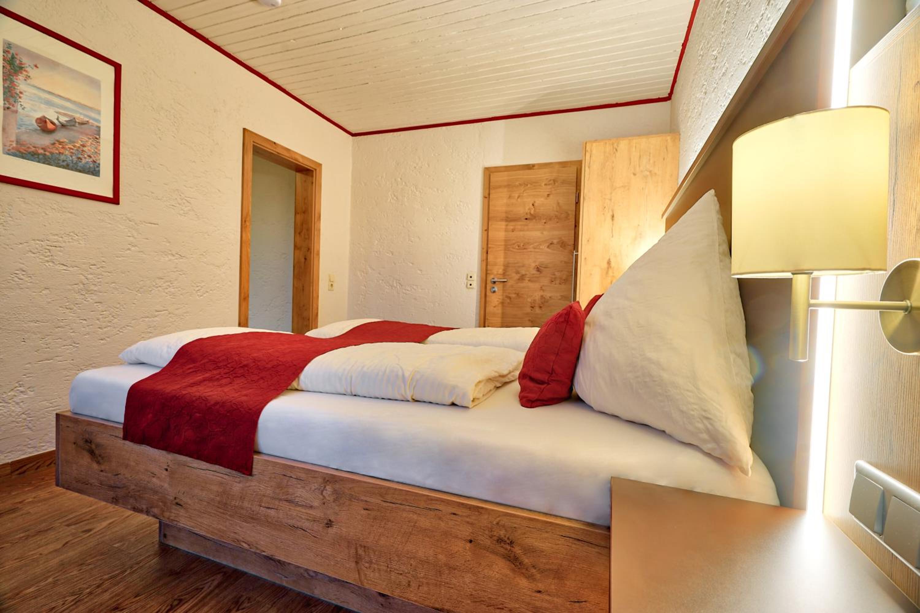 Double Room - Photo 7