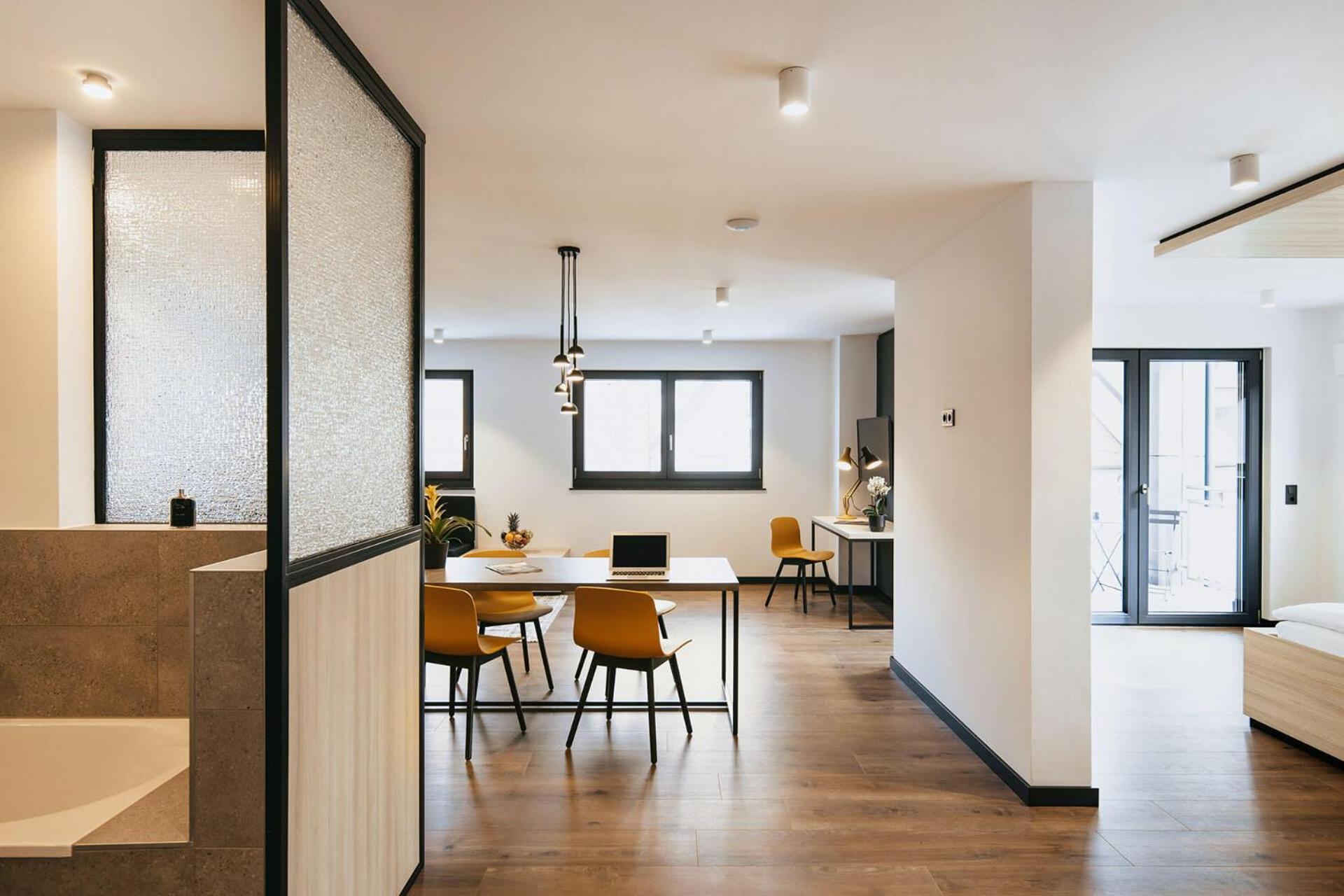 Apartment photo 1