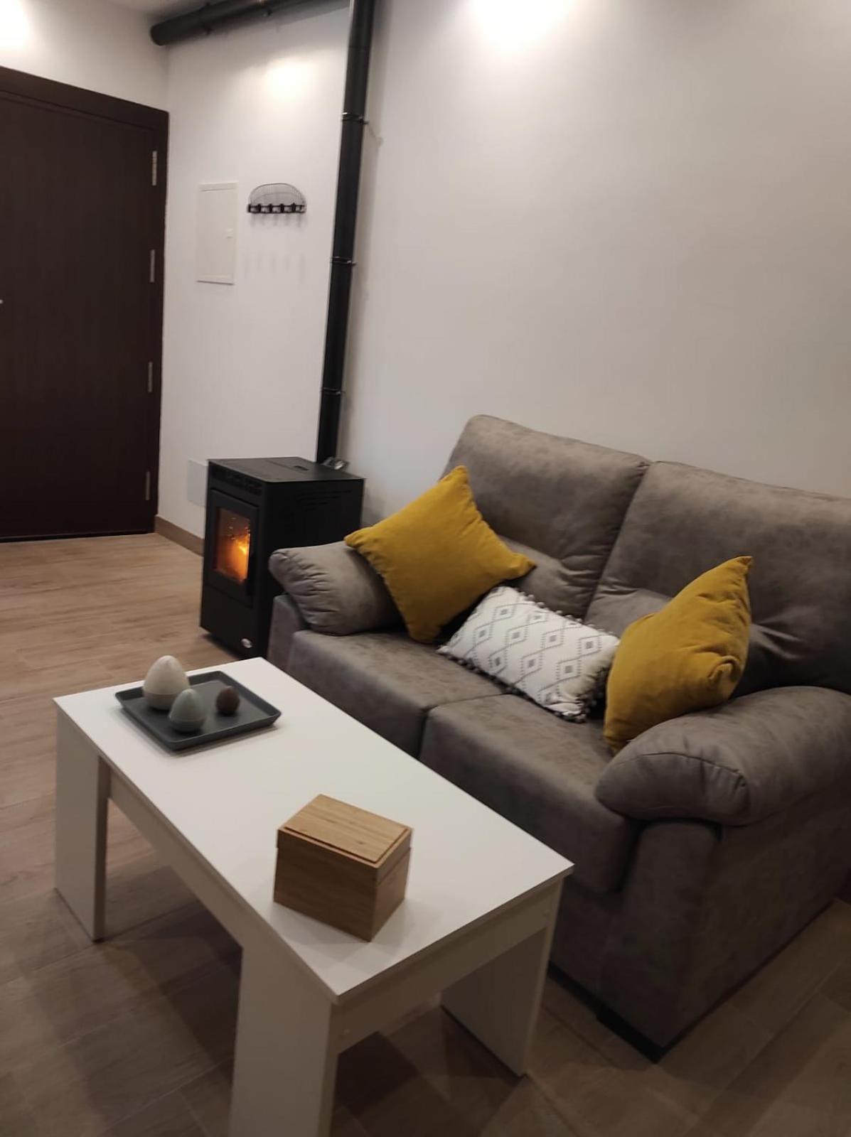 One-Bedroom House - Photo 4