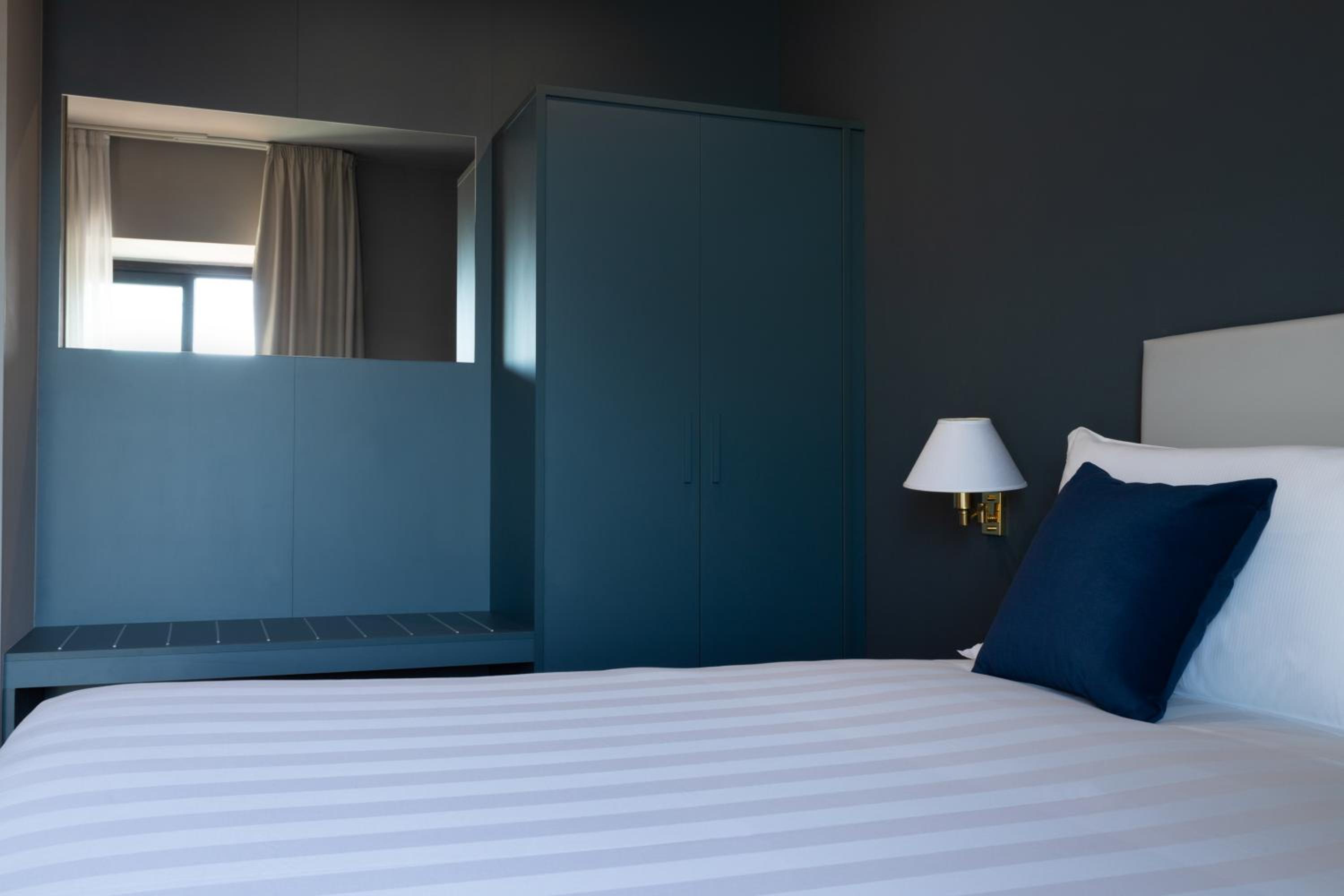 Double Room - Photo 7