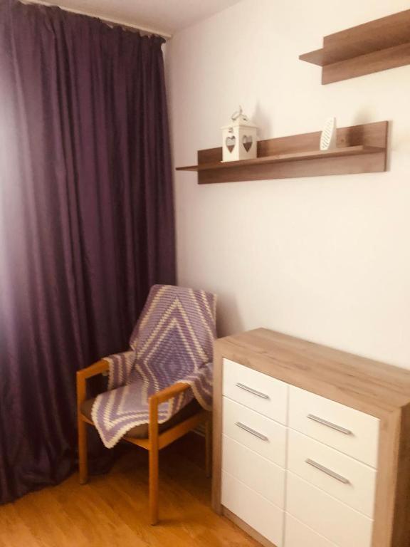 One-Bedroom Apartment - Photo 7