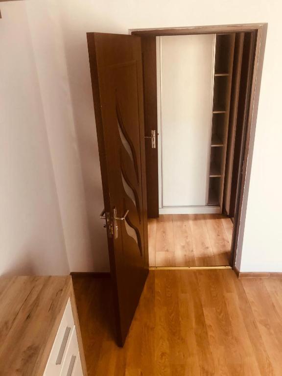 One-Bedroom Apartment - Photo 21