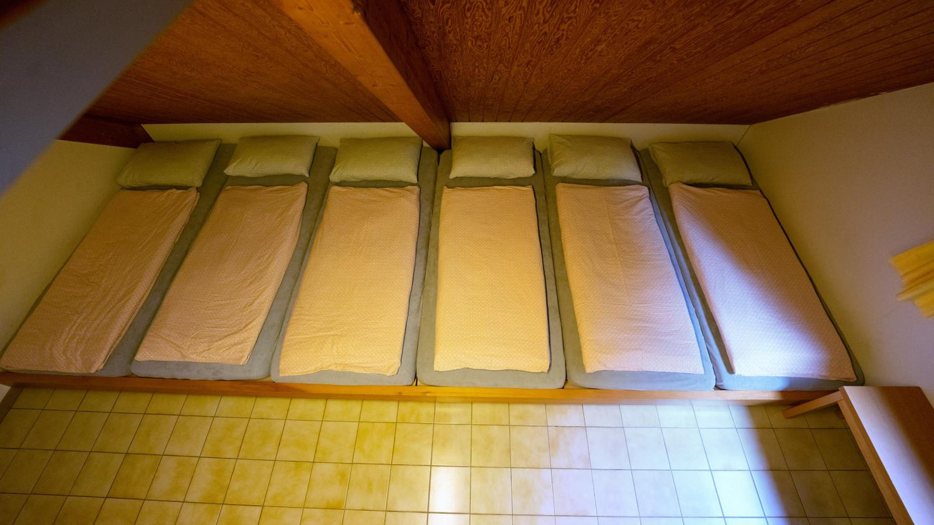 Single Bed in Dormitory Room photo 1
