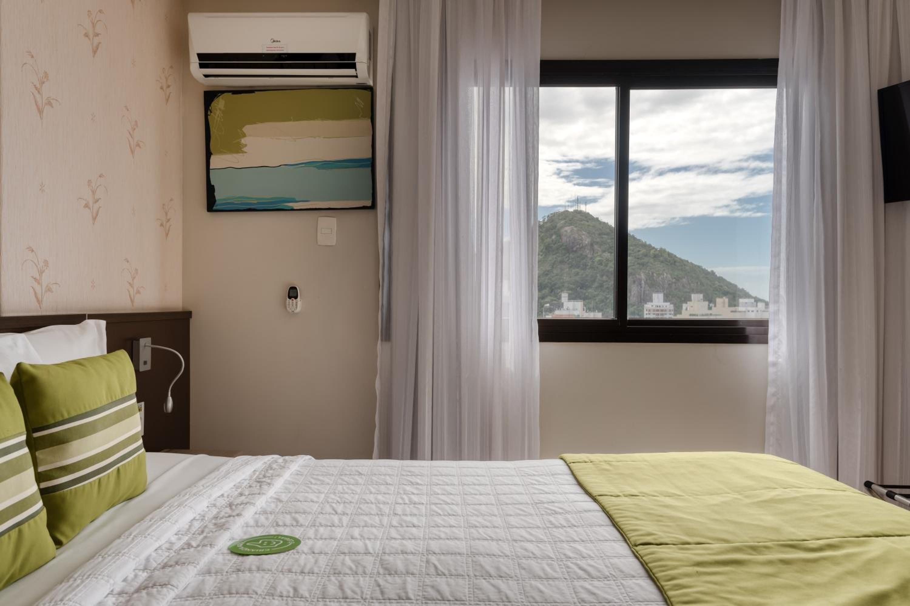Family Suite with Sea View - Photo 10