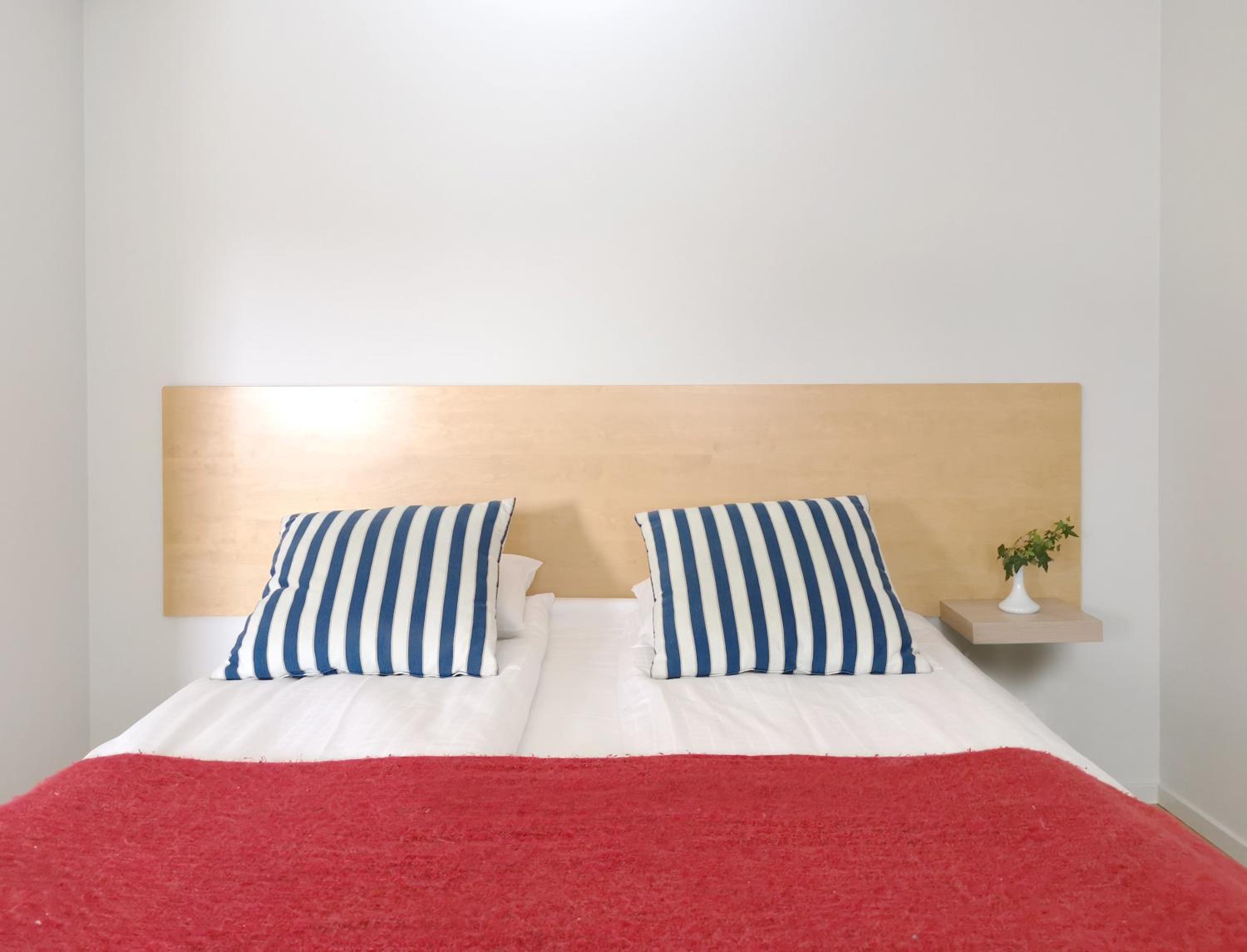 Standard Double Studio - 63 in bed