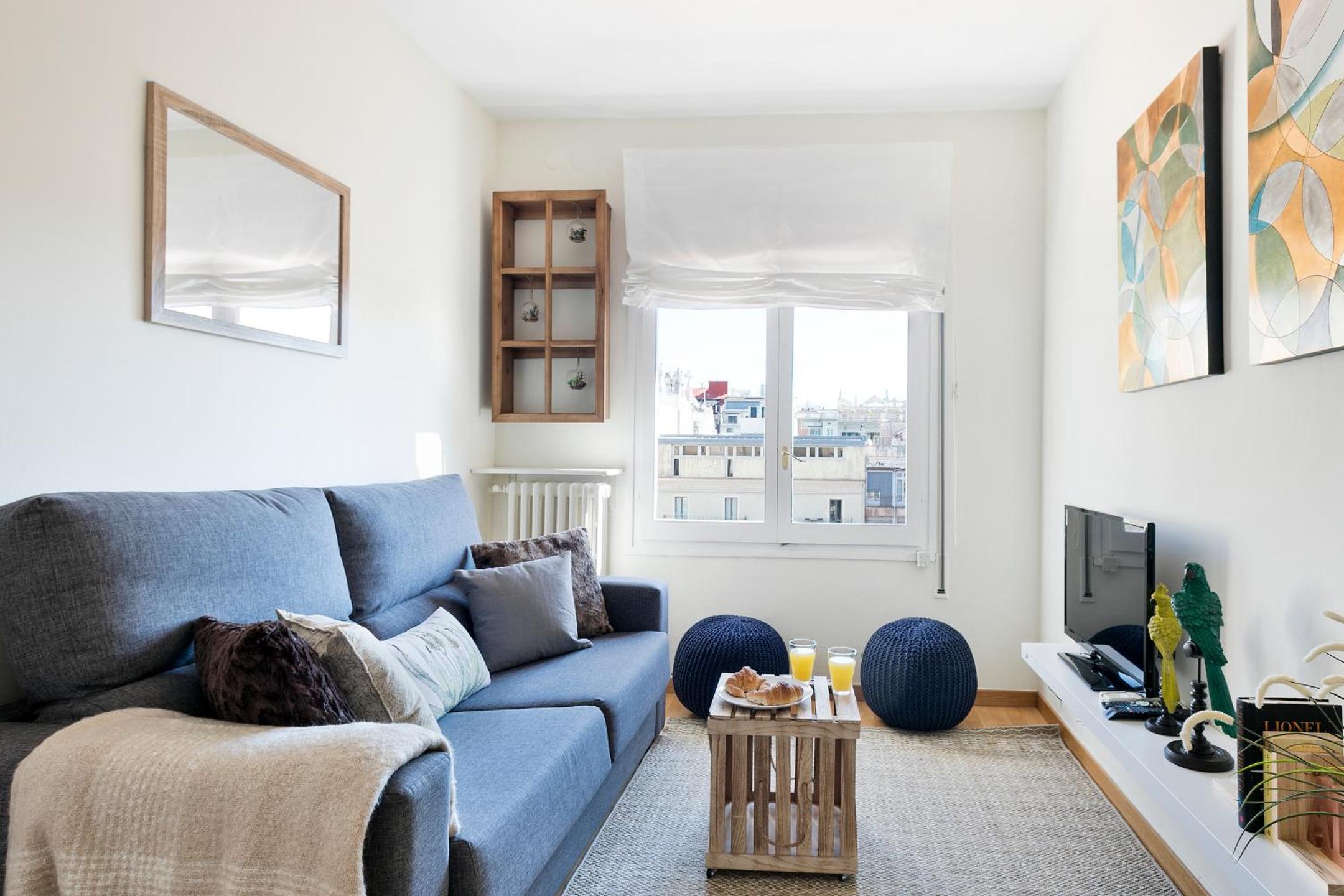 One-Bedroom Apartment photo 3
